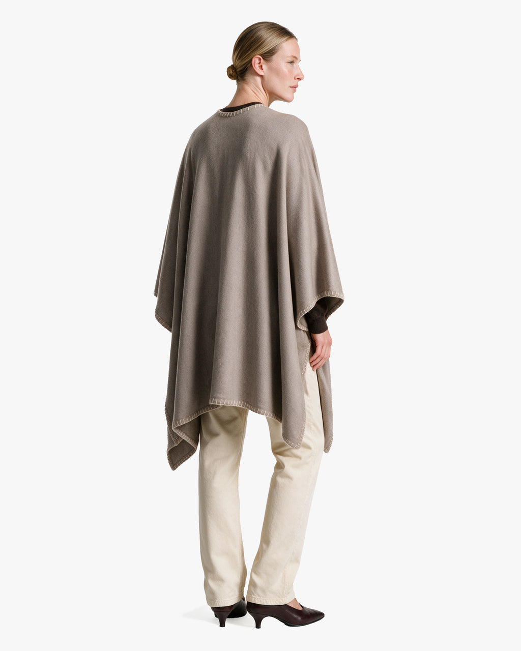 Milano Cape · Beige Women > Wrap