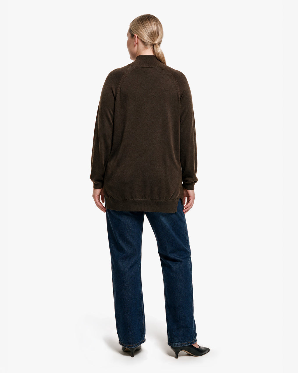 Women's Curvy Sweater · Brown Women > Crewneck Sweater