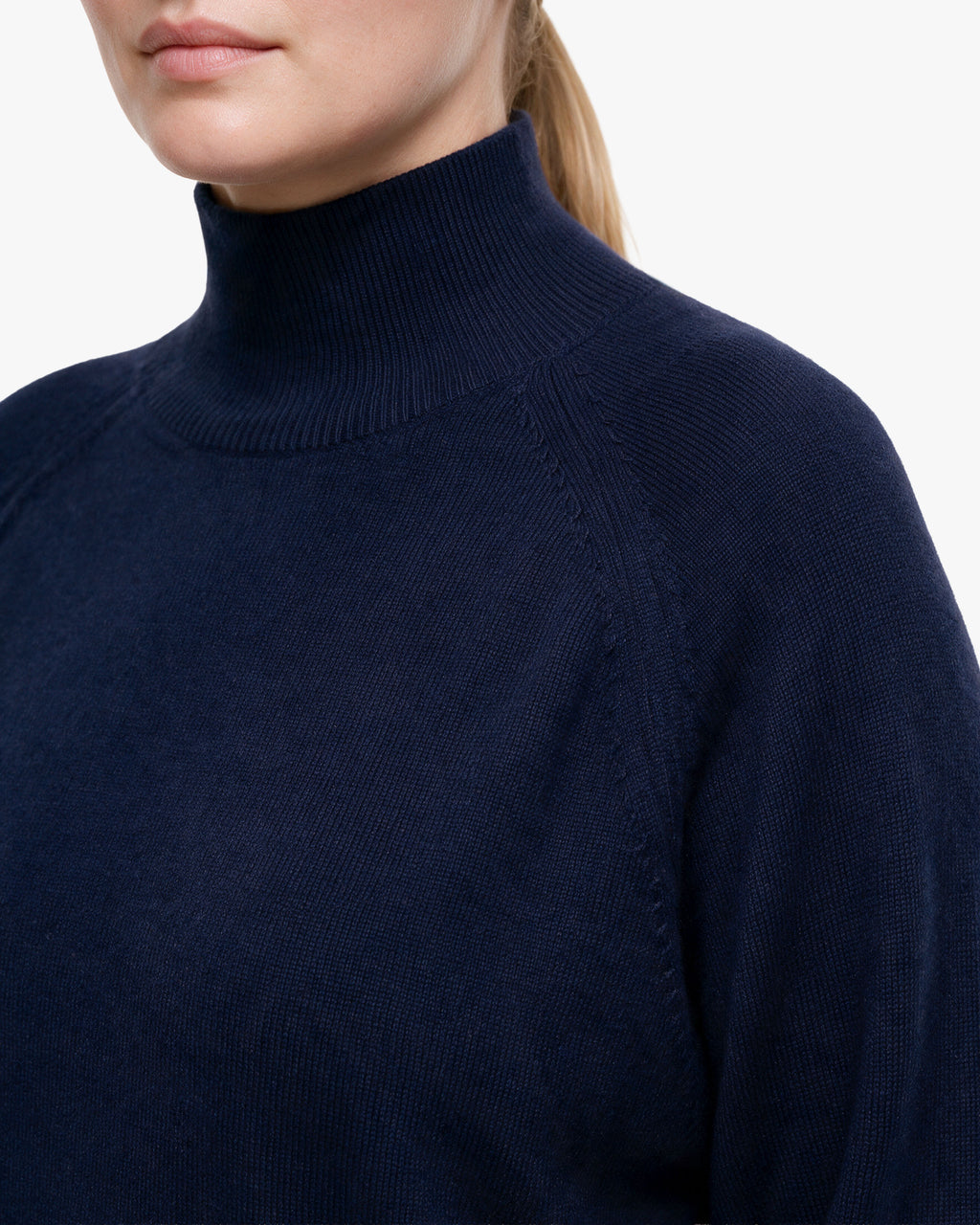 Women's Curvy Sweater · Blue Women > Crewneck Sweater