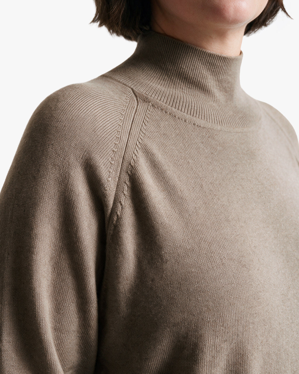 Curvy-Strickkleid · Taupe