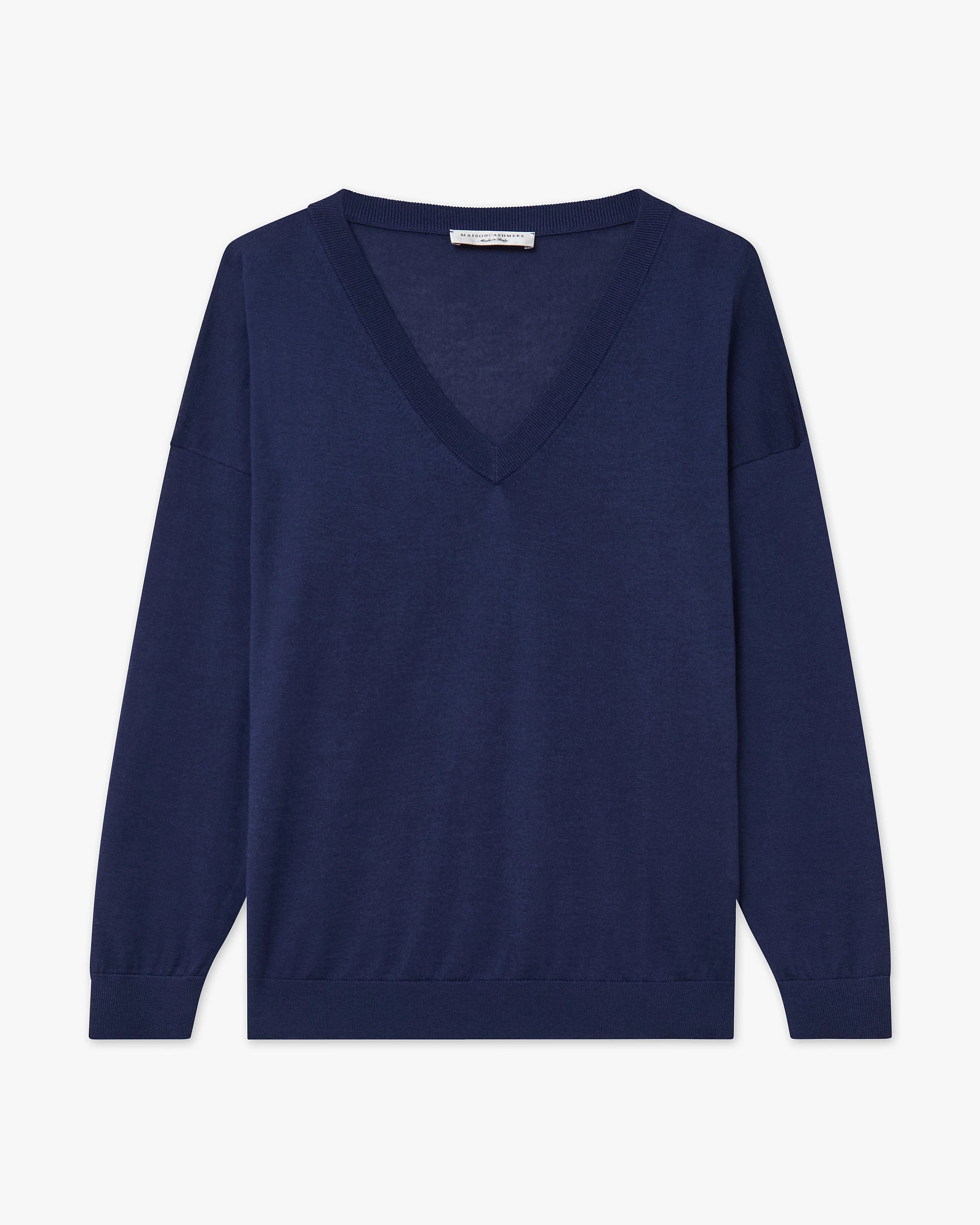 Women's Belvoir V-Neck Sweater - Blue Cashmere / Seta
