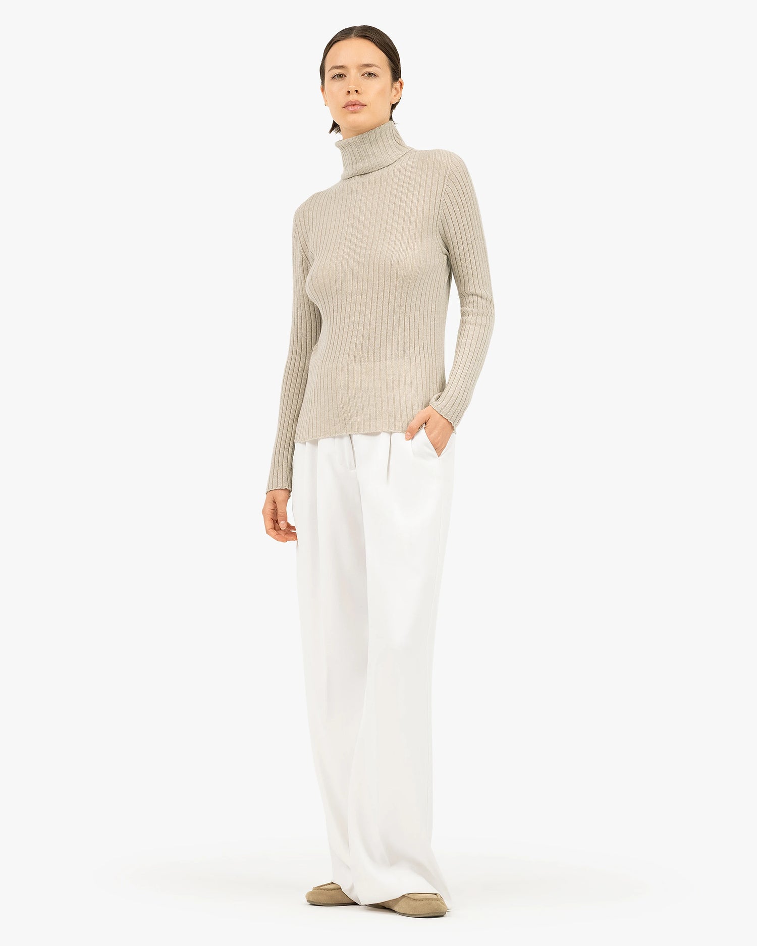 Women's Brera Cashmere Turtleneck Sweater Beige MaisonCashmere