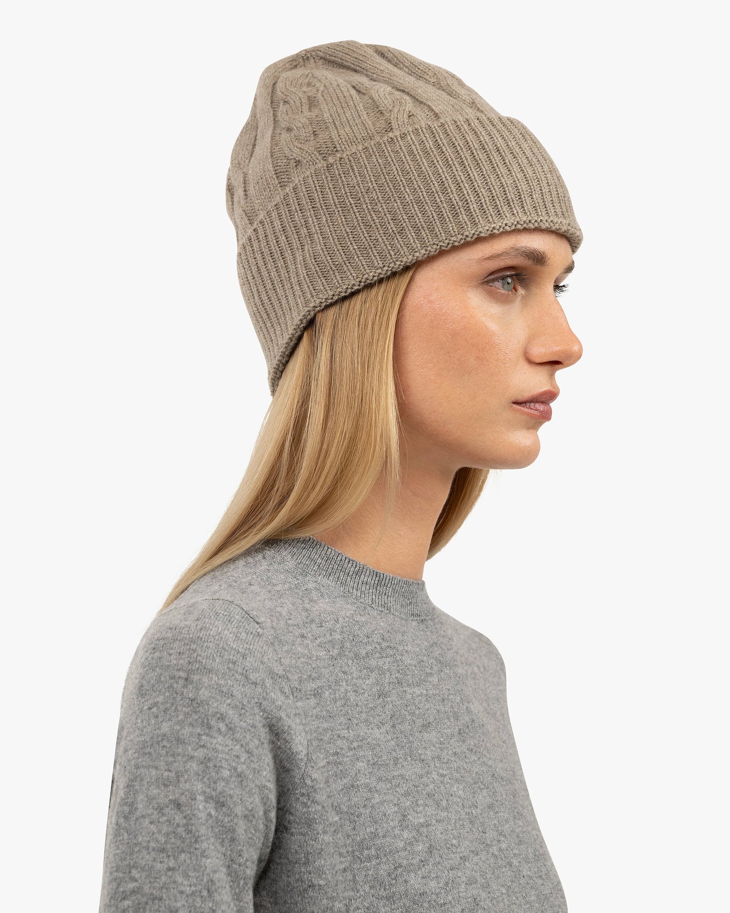 Women's Cable Knit Hat - Taupe Cashmere