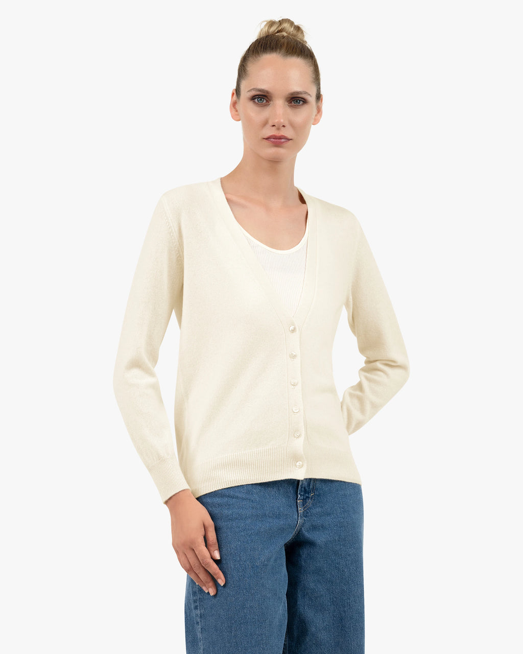 Women's Essential V-Neck Cardigan - White Cashmere