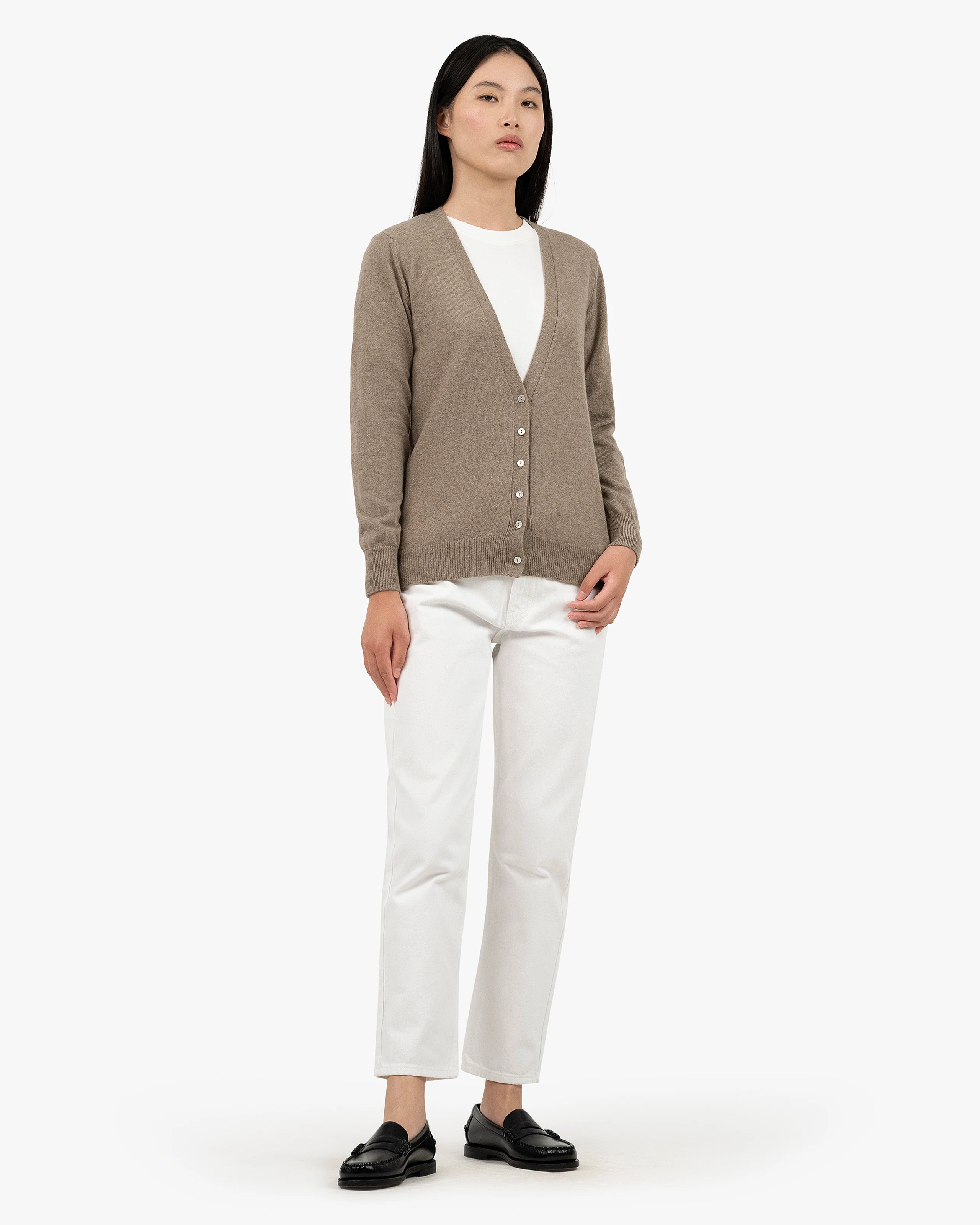 Women's Essential V-Neck Cardigan - Taupe Cashmere