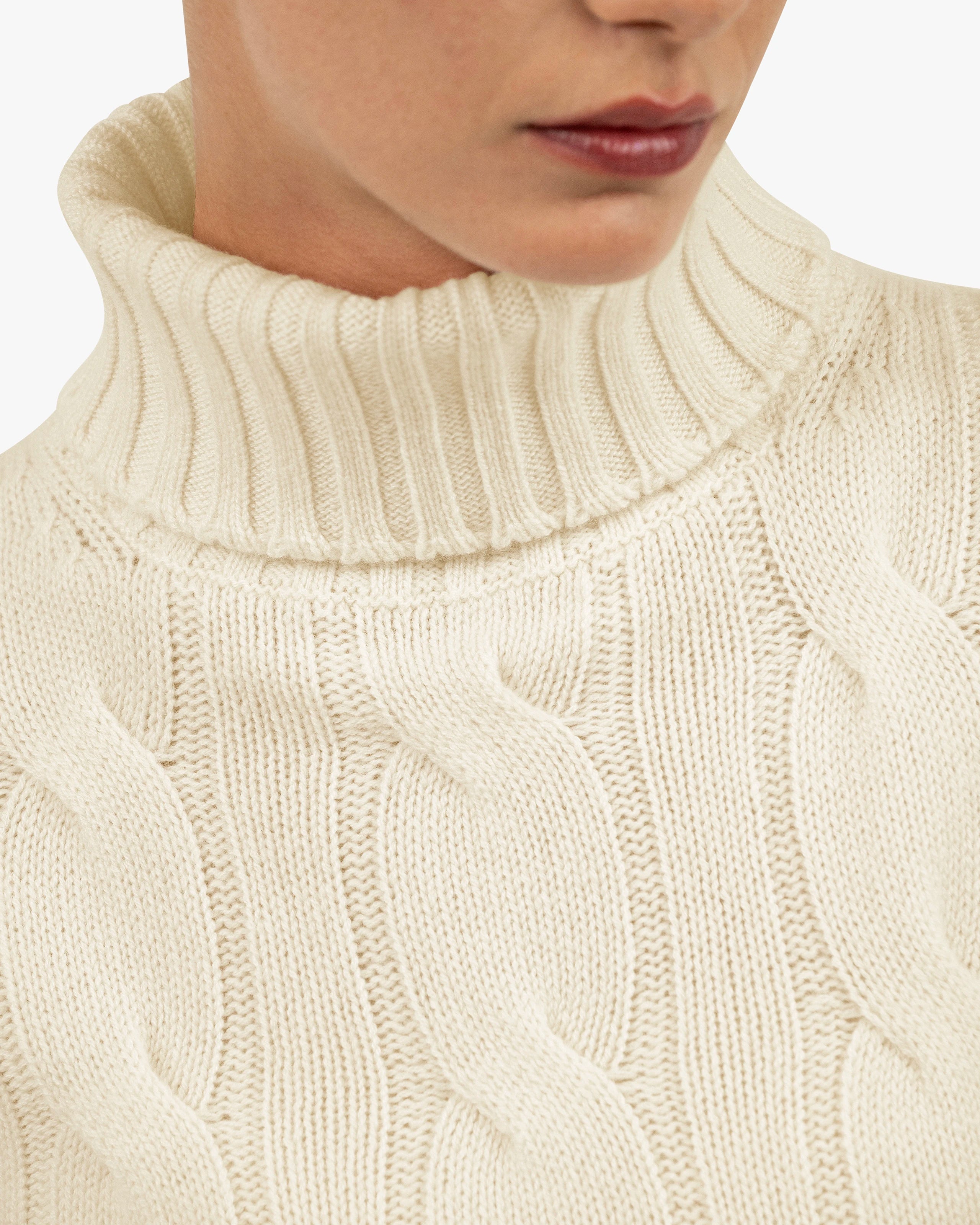 Women's Celerina Turtleneck Sweater - White Cashmere