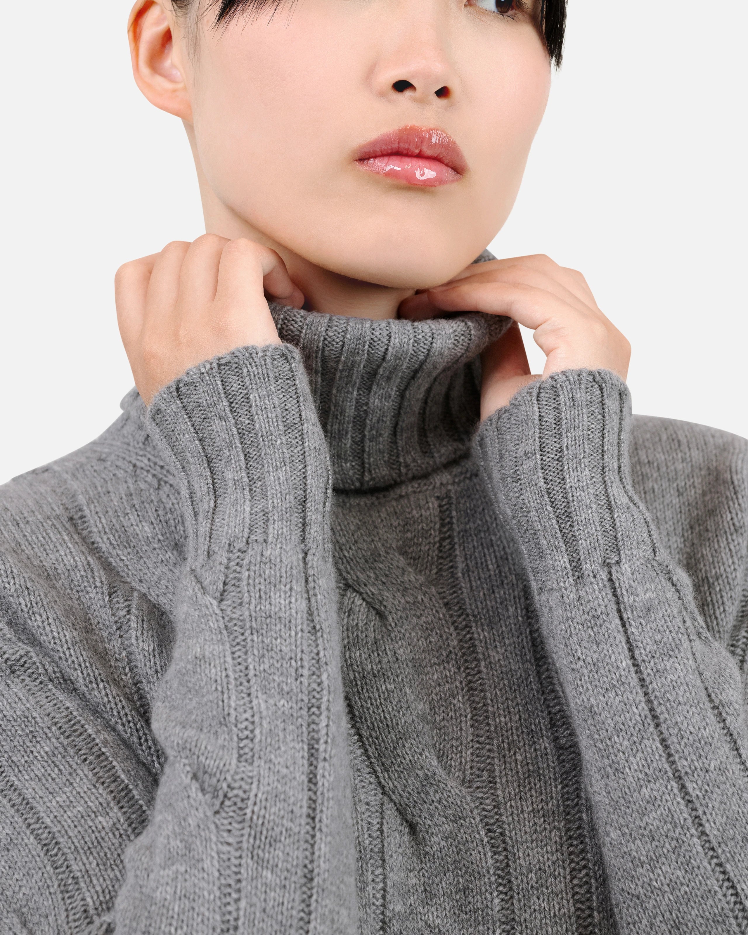 Celerina Cashmere Turtleneck Sweater - Medium Grey | MaisonCashmere