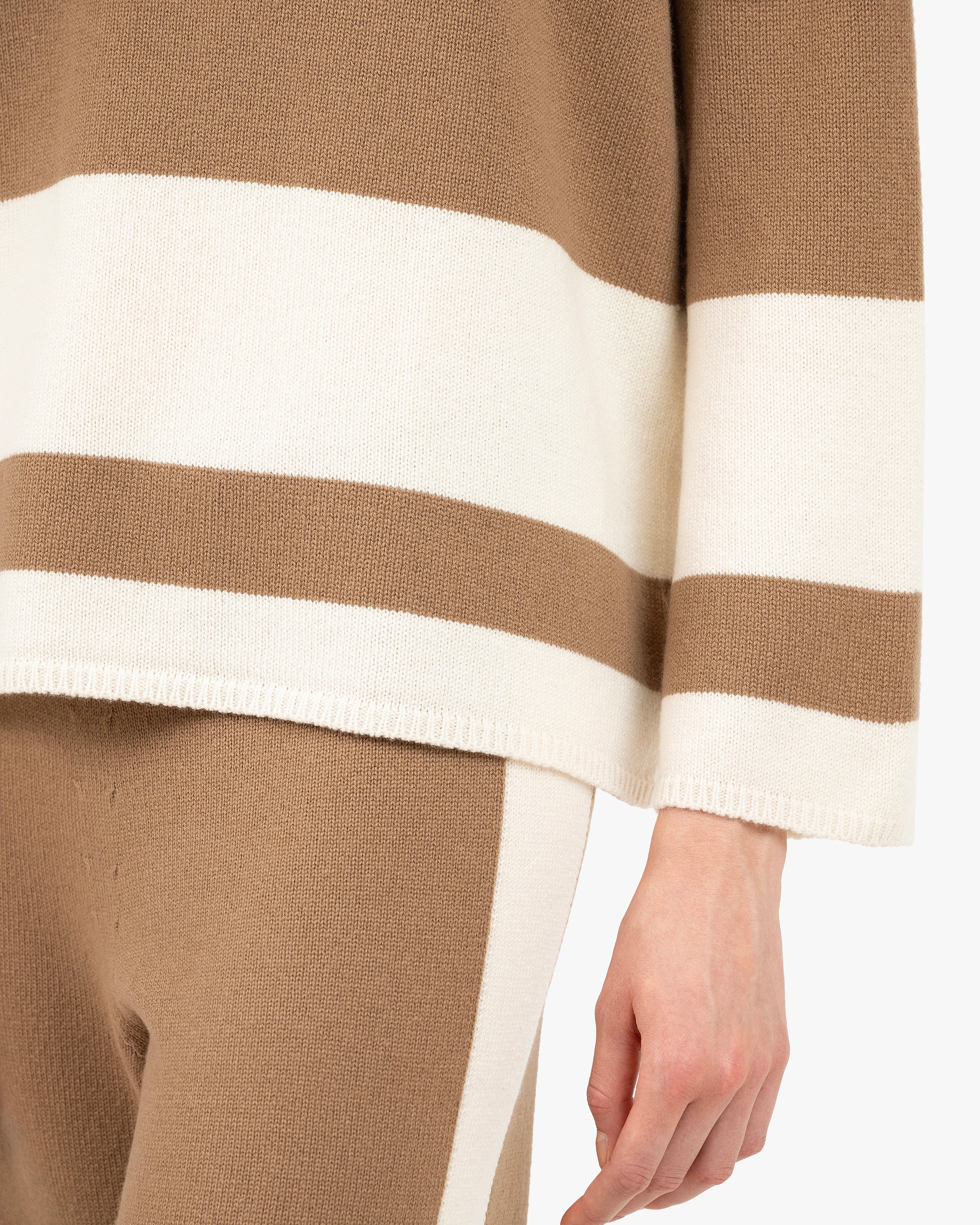 Cortona Mock Neck Sweater - Camel Cashmere