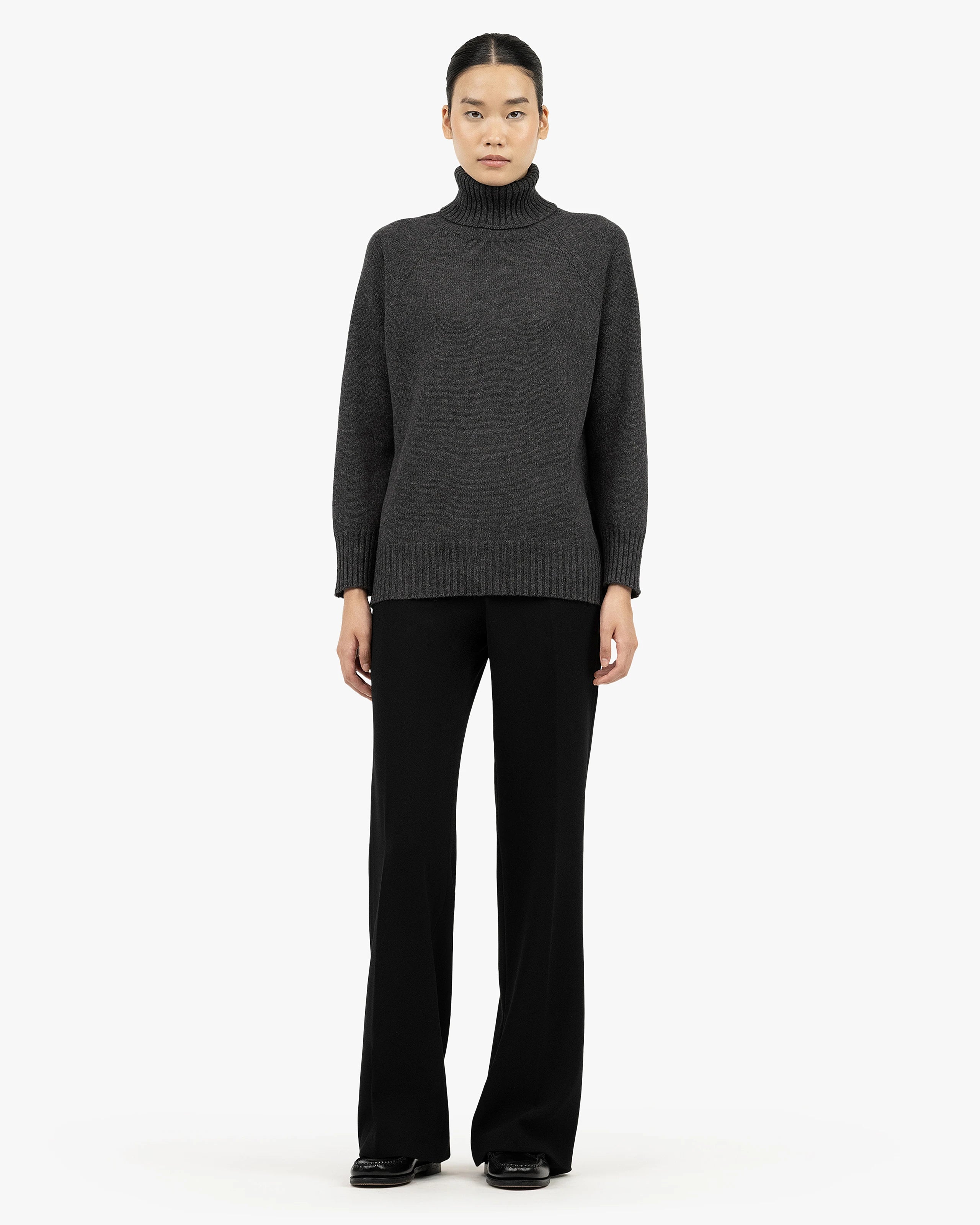 Women's Cortona Turtleneck Sweater - Charcoal Cashmere