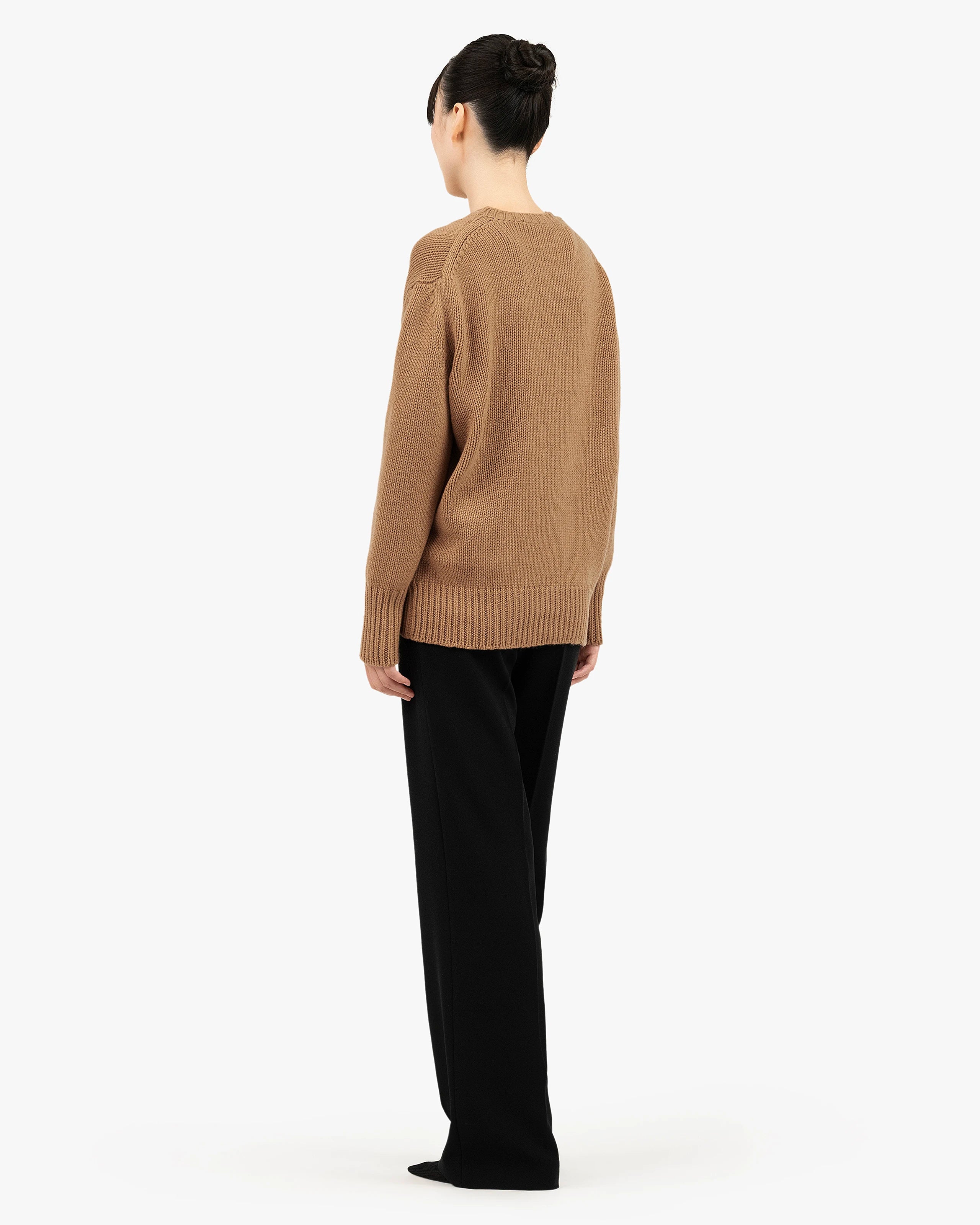Women's Dalmar Crew Neck Sweater - Camel Merino / Cashmere