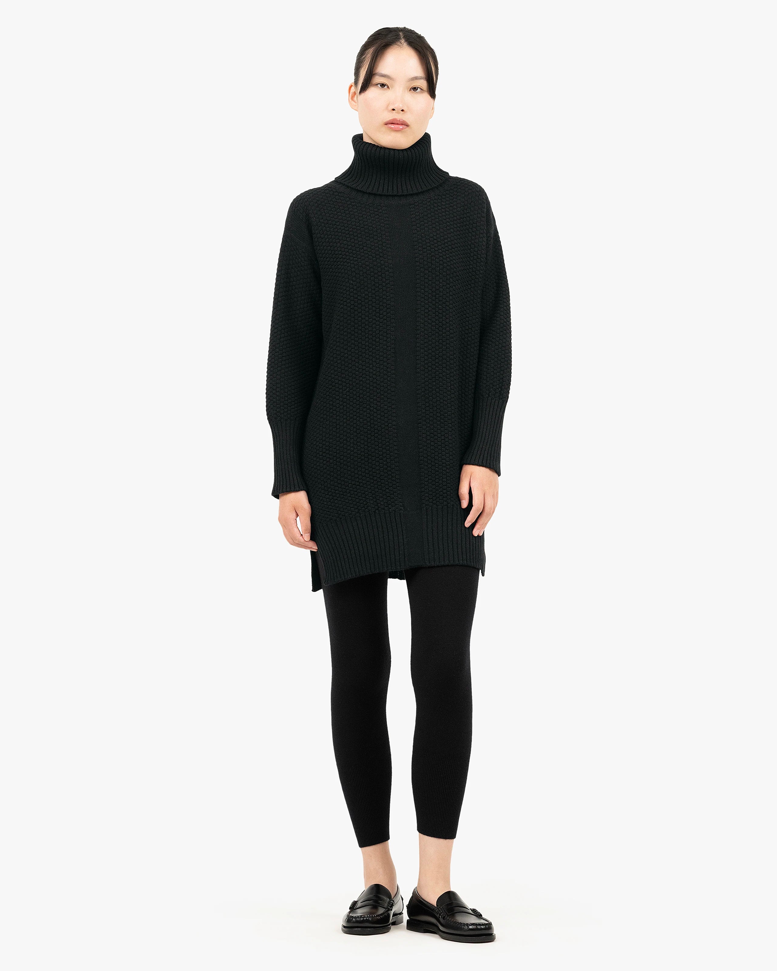 Women's Dalmar Turtleneck Sweater - Black Merino / Cashmere