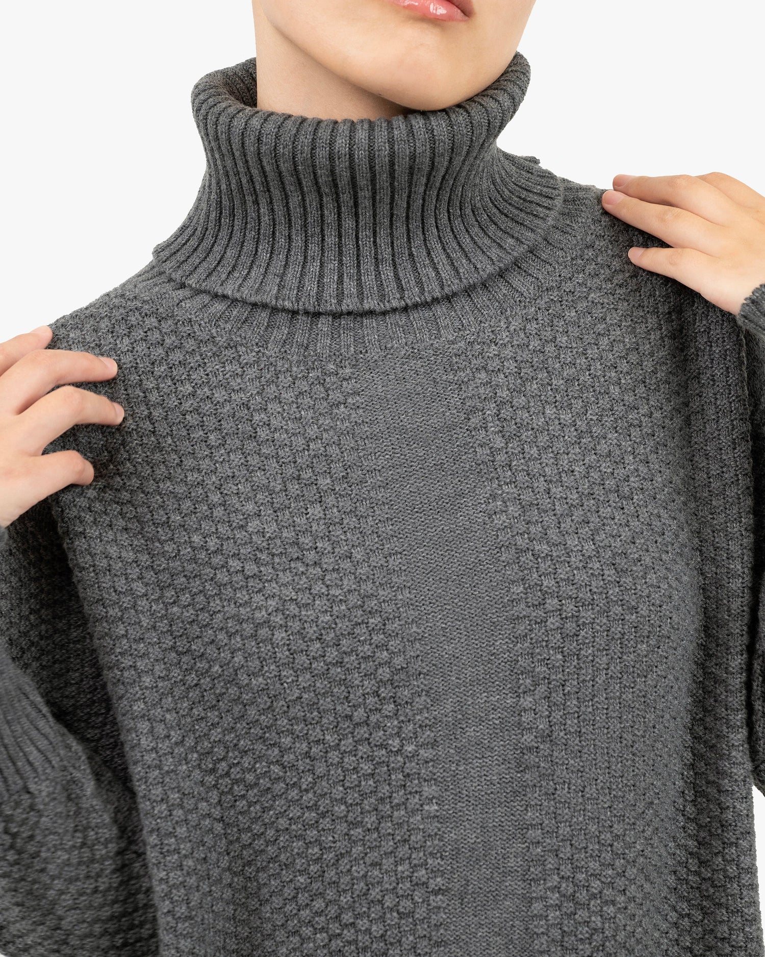 Grey Ladies Turtlenecks Women's Dalmar Wool-Cashmere Roll Neck Mid