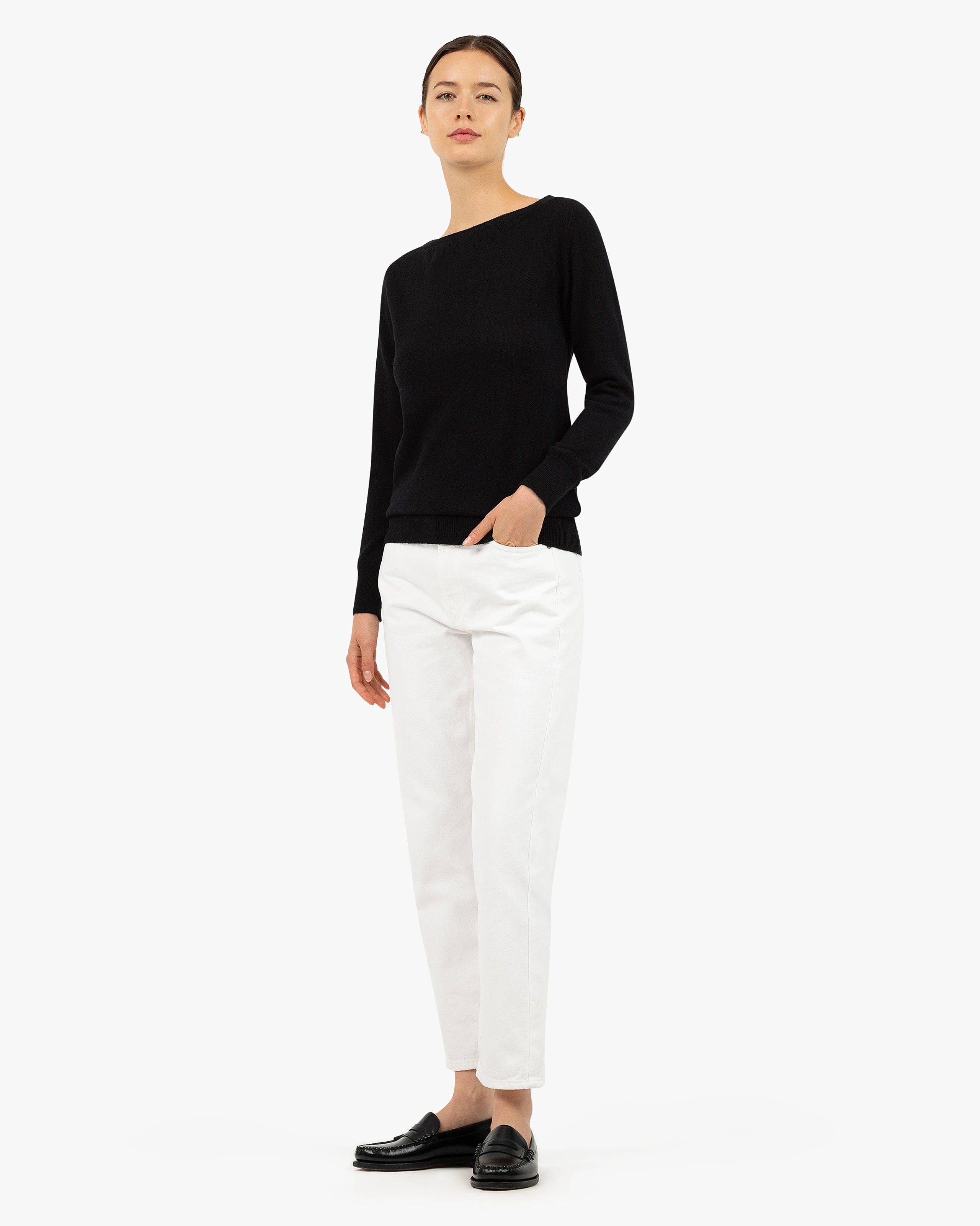 Essential Boat Neck Sweater - Black Cashmere