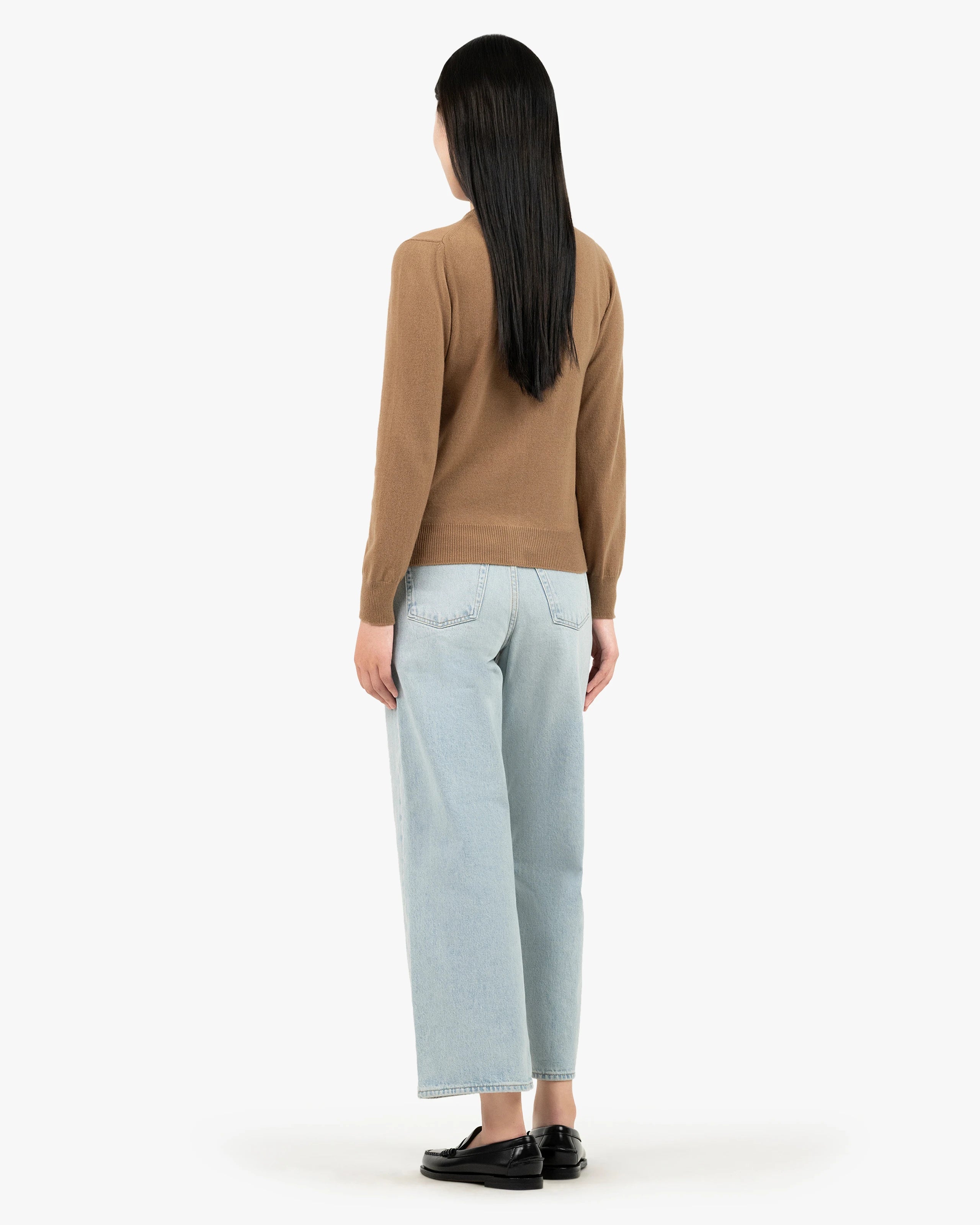 Women's Essential Cashmere Crew Neck Cardigan - Camel | MaisonCashmere Women's Essential Cashmere Crew Neck Cardigan - Camel | MaisonCashmere