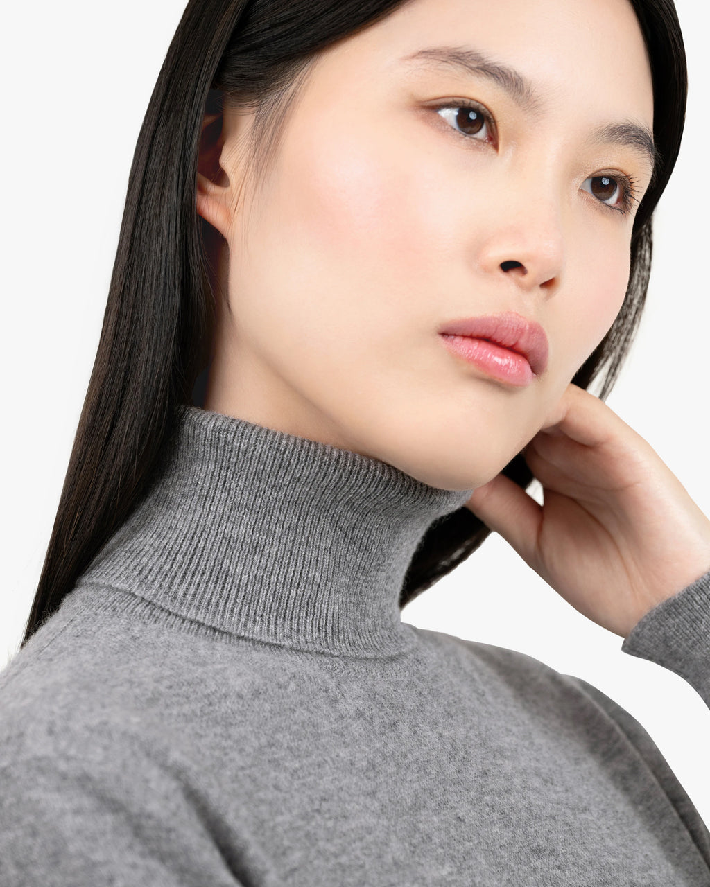 Women's Essential Turtleneck Sweater - Medium Grey Cashmere