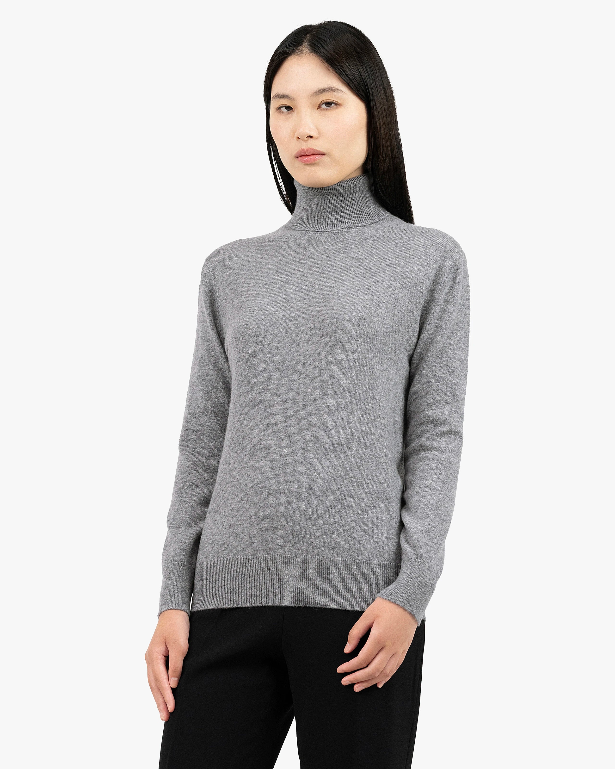 Women's Essential Turtleneck Sweater - Medium Grey Cashmere