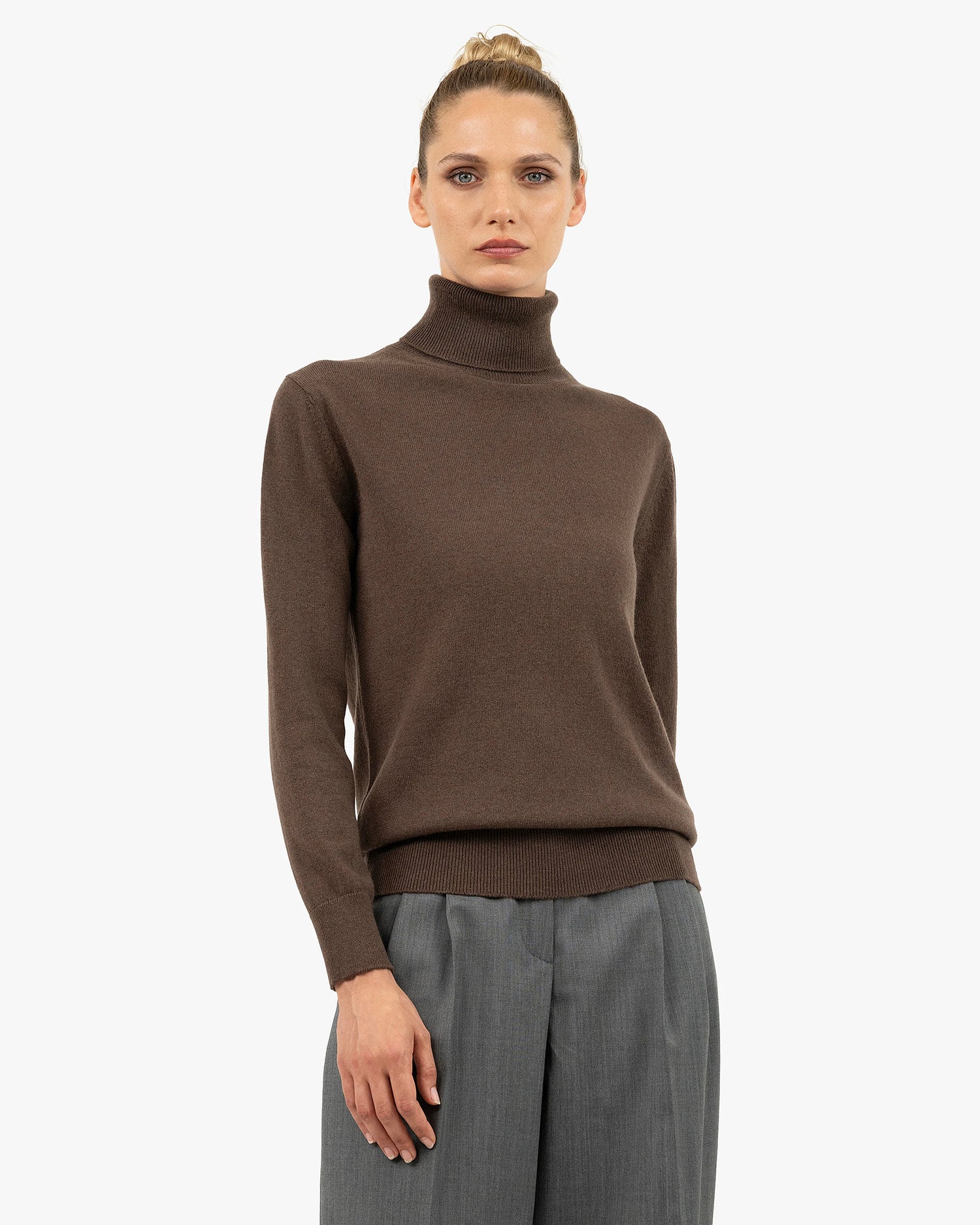 Women's Essential Cashmere Roll Neck Jumper Brown MaisonCashmere