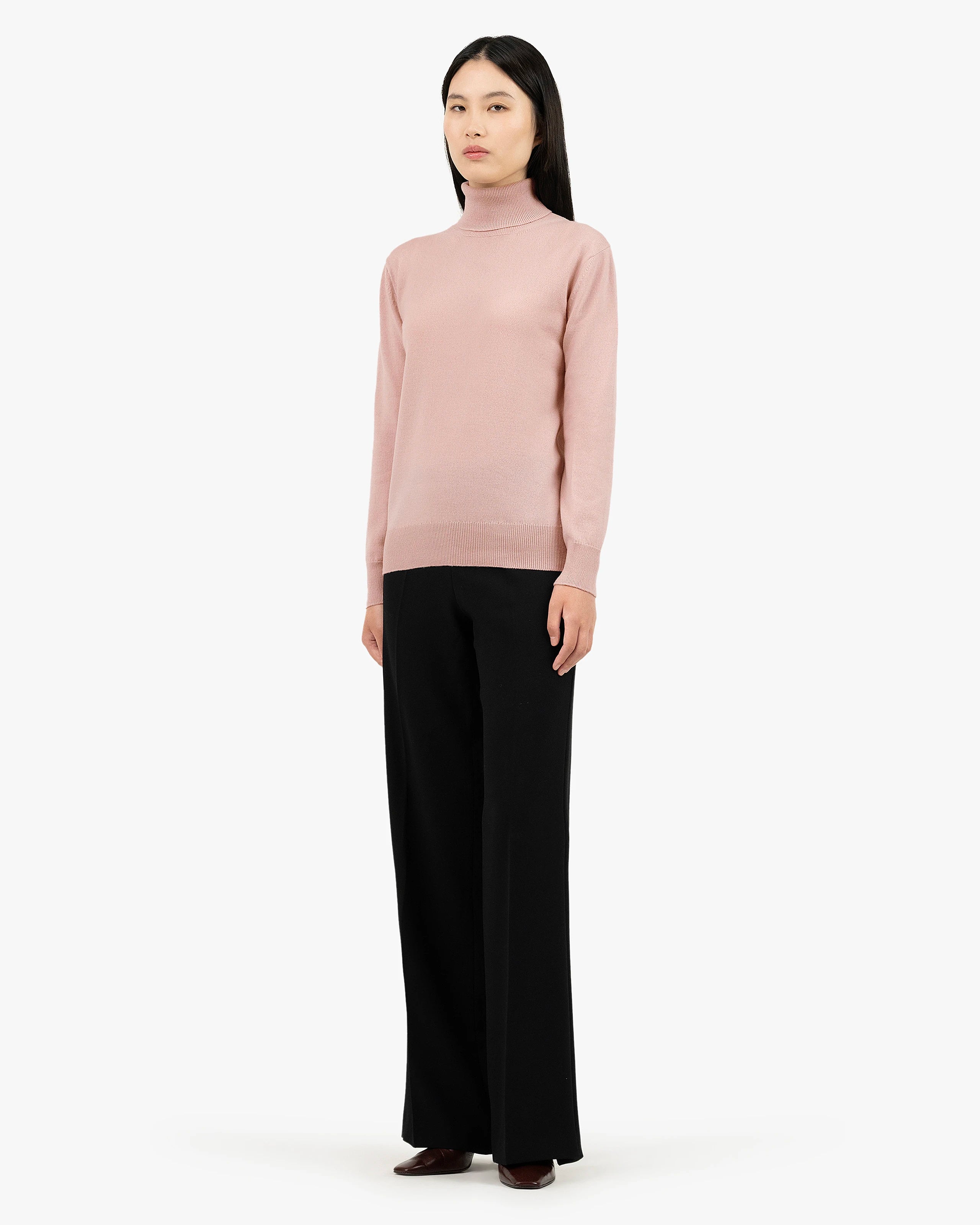 Women's Essential Turtleneck Sweater - Rose Cashmere