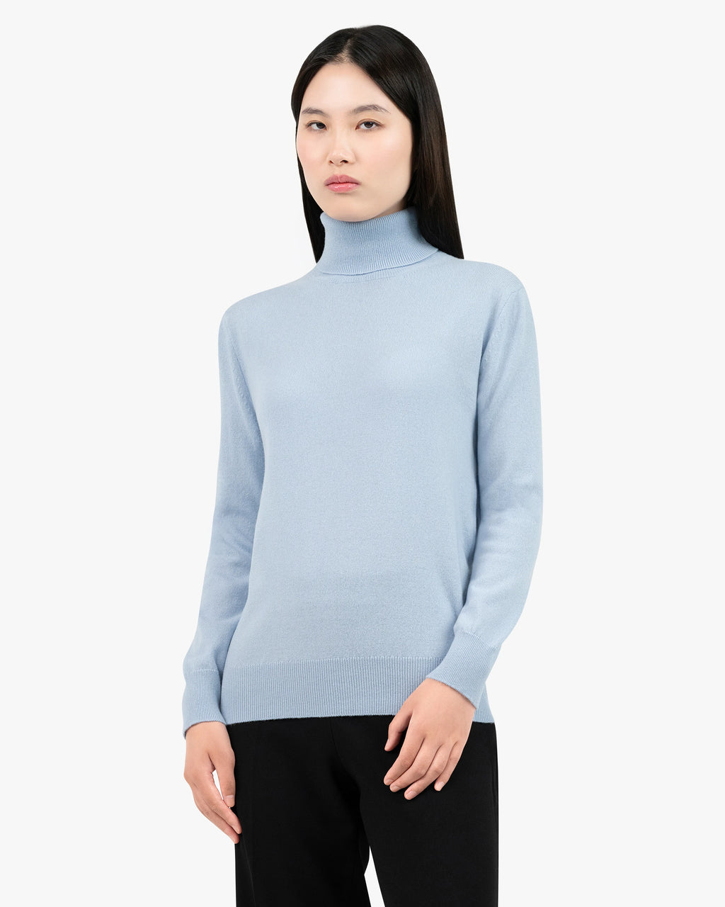 Women's Essential Turtleneck Sweater - Light Blue Cashmere