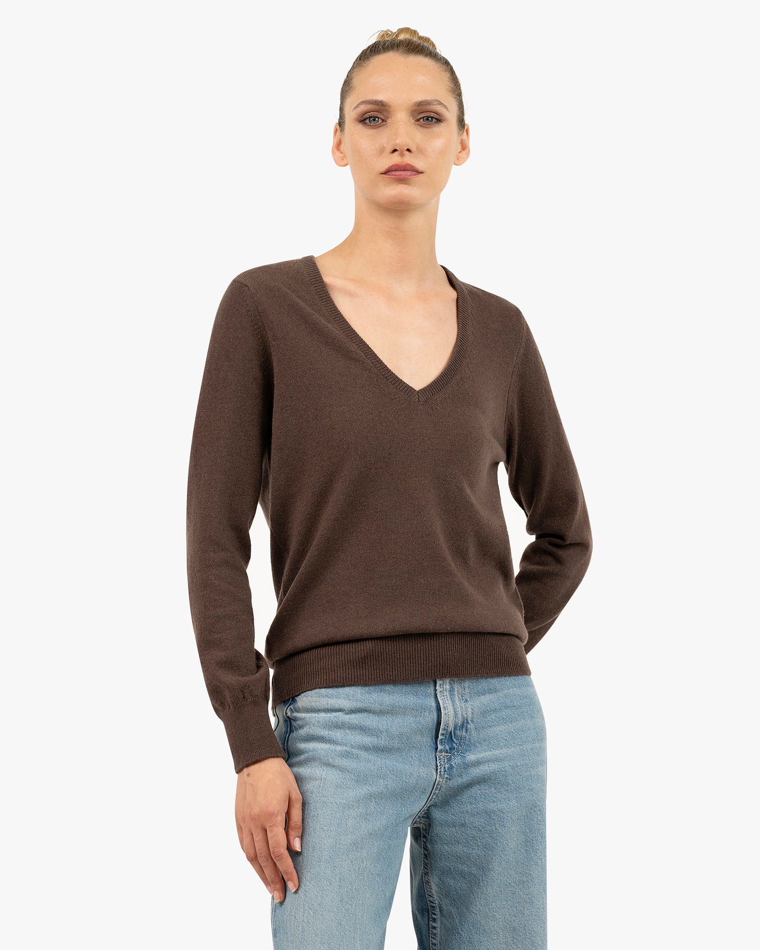 Women's Essential Cashmere V-Neck Sweater Brown MaisonCashmere