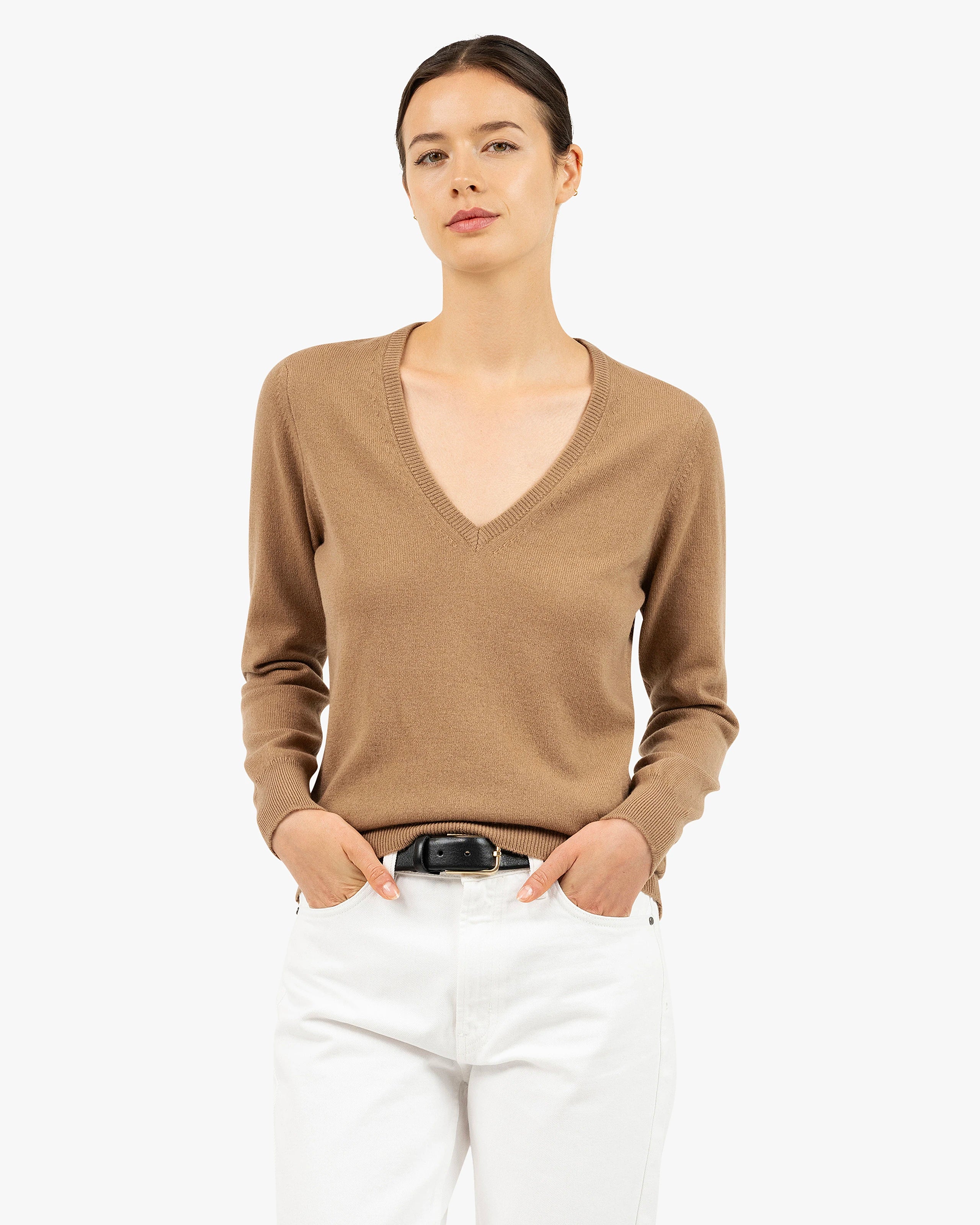 Women's Essential V-Neck Sweater - Camel Cashmere