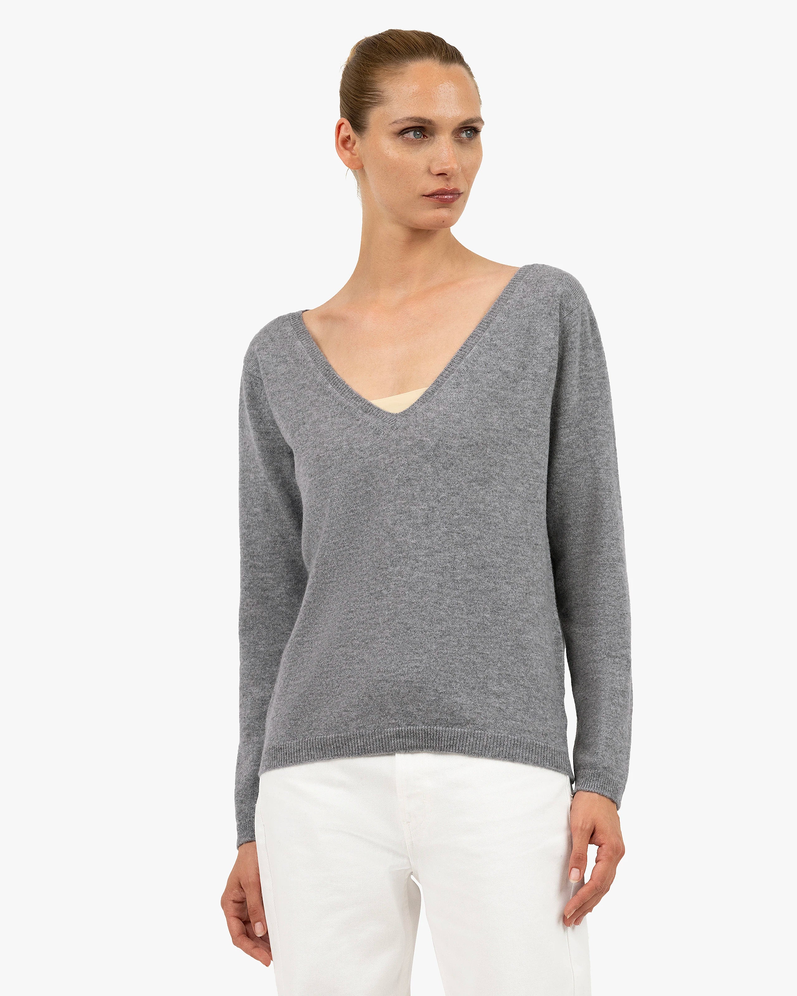 Women's Essential Cashmere Wide V-Neck - Medium Grey | MaisonCashmere