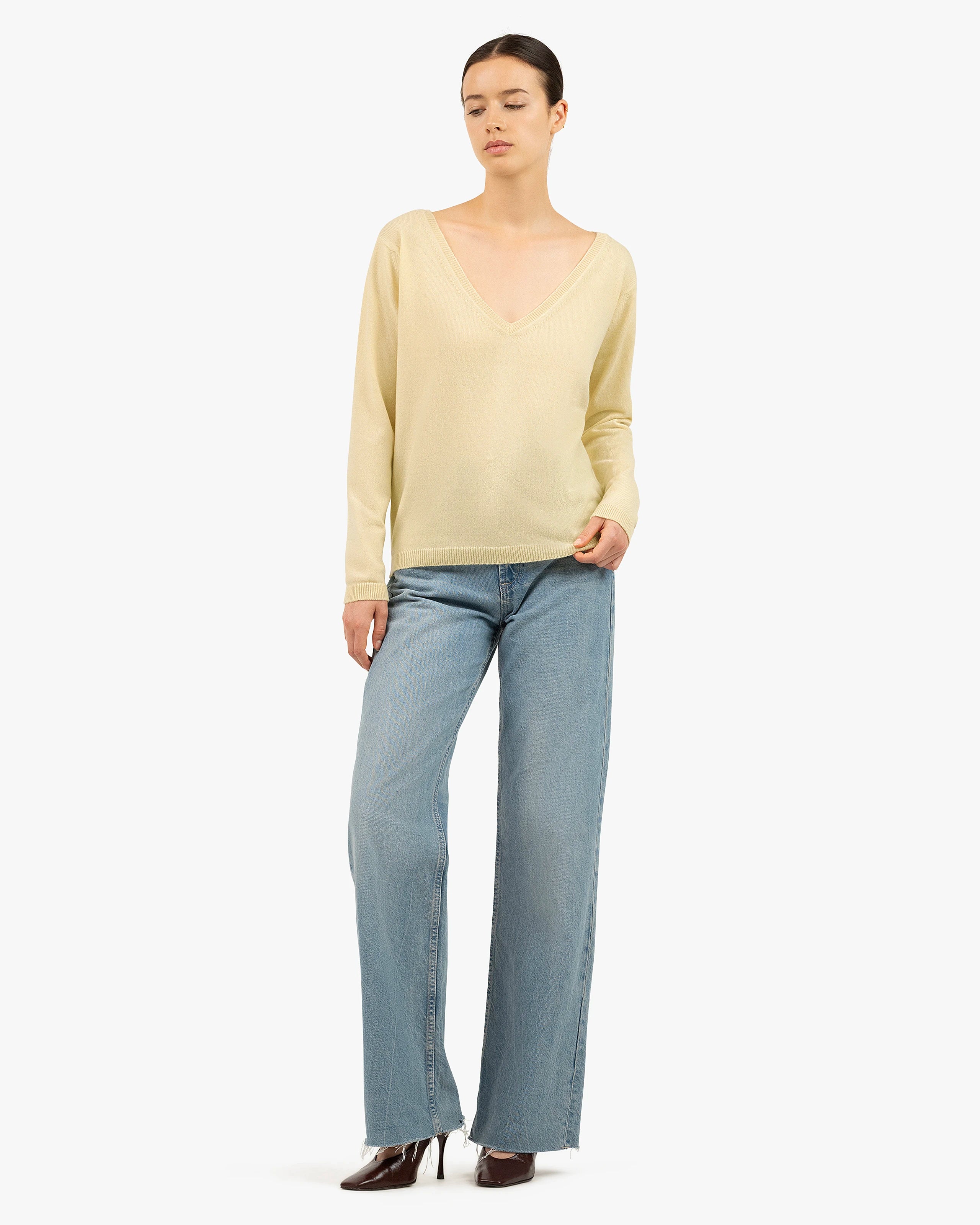 Essential Wide V-Neck Sweater - Yellow Cashmere