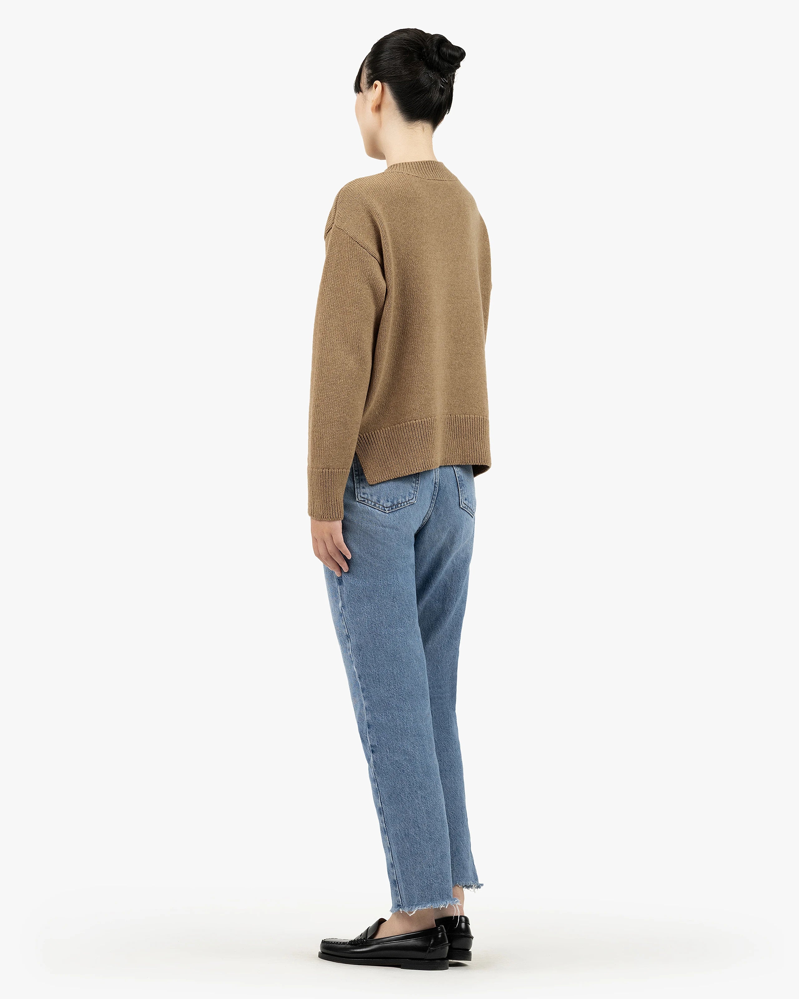 Women's Funes V-Neck Sweater - Hazelnut Merino