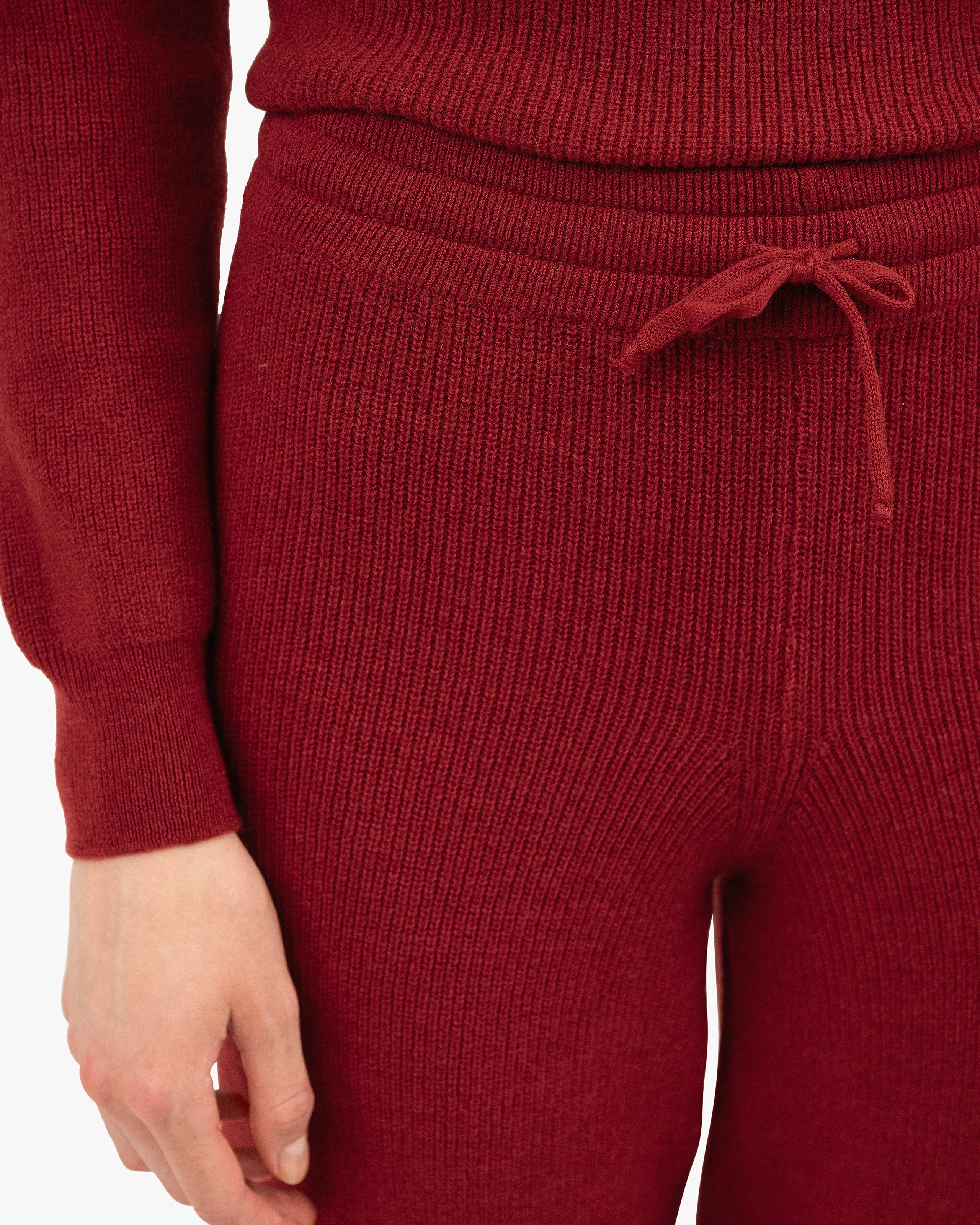Women's Garisenda Joggers - Red Merino / Cashmere