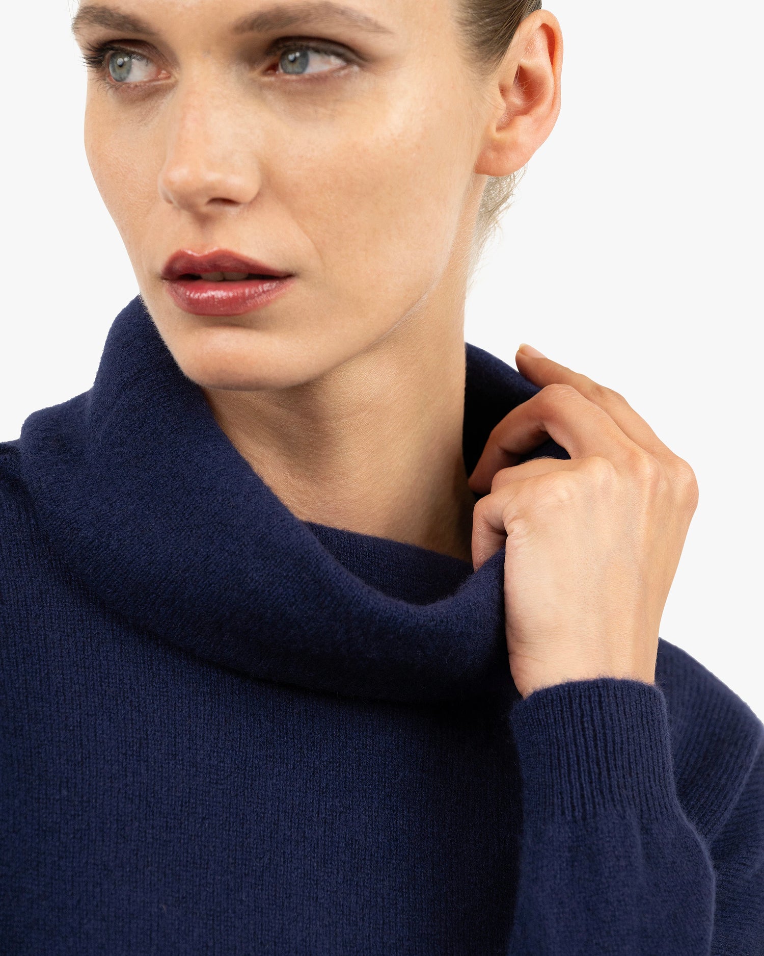 Women's Lightness Cashmere Cowl Neck Jumper Blue MaisonCashmere