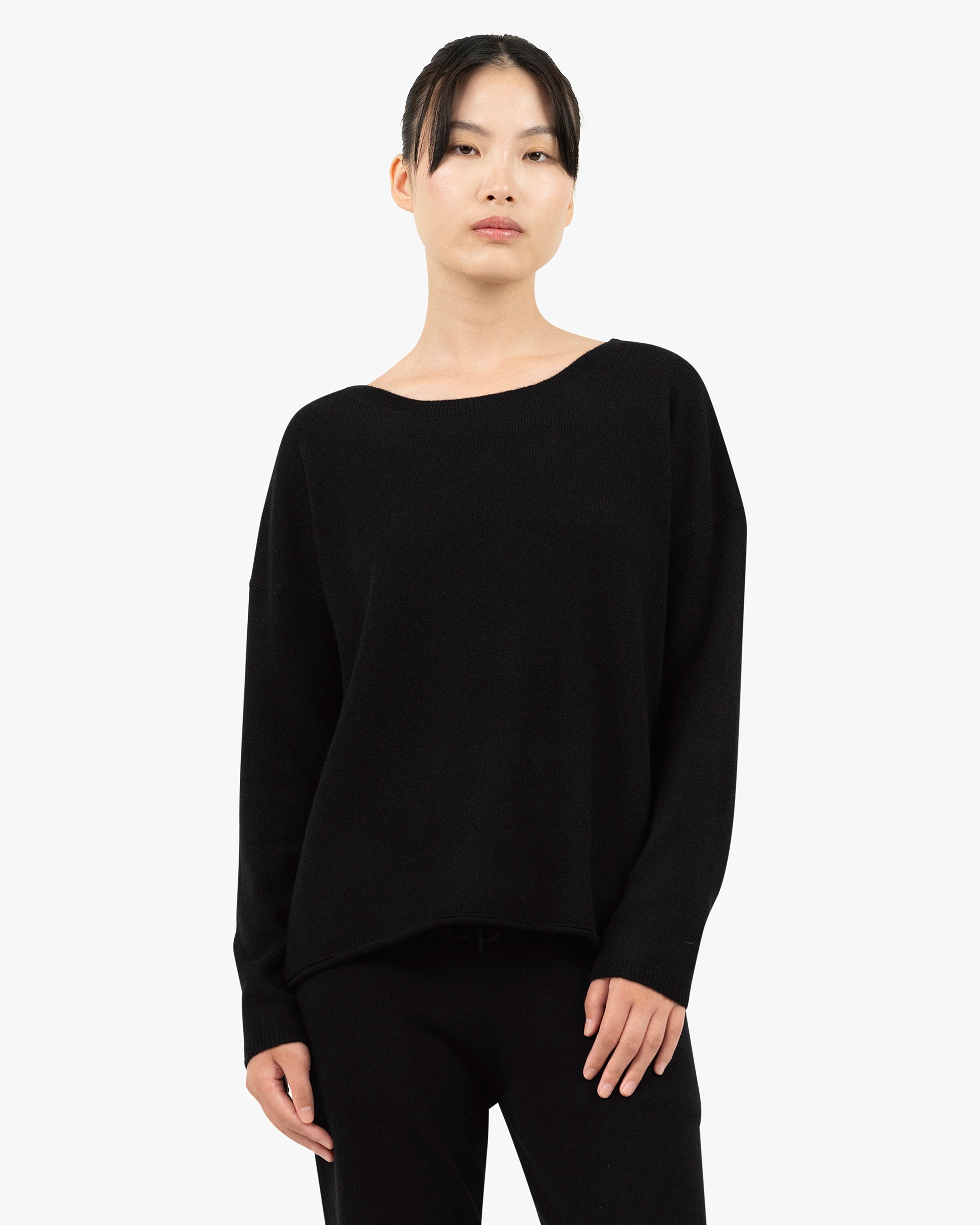 Lightness Crew Neck Sweater - Black Cashmere
