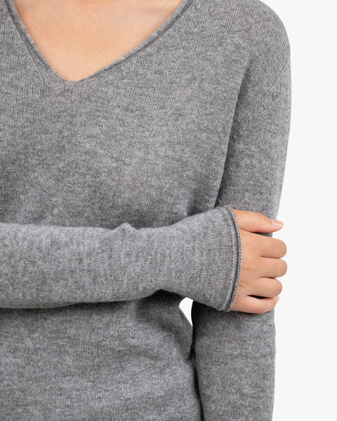 Lightness V-Neck Sweater - Medium Grey Cashmere