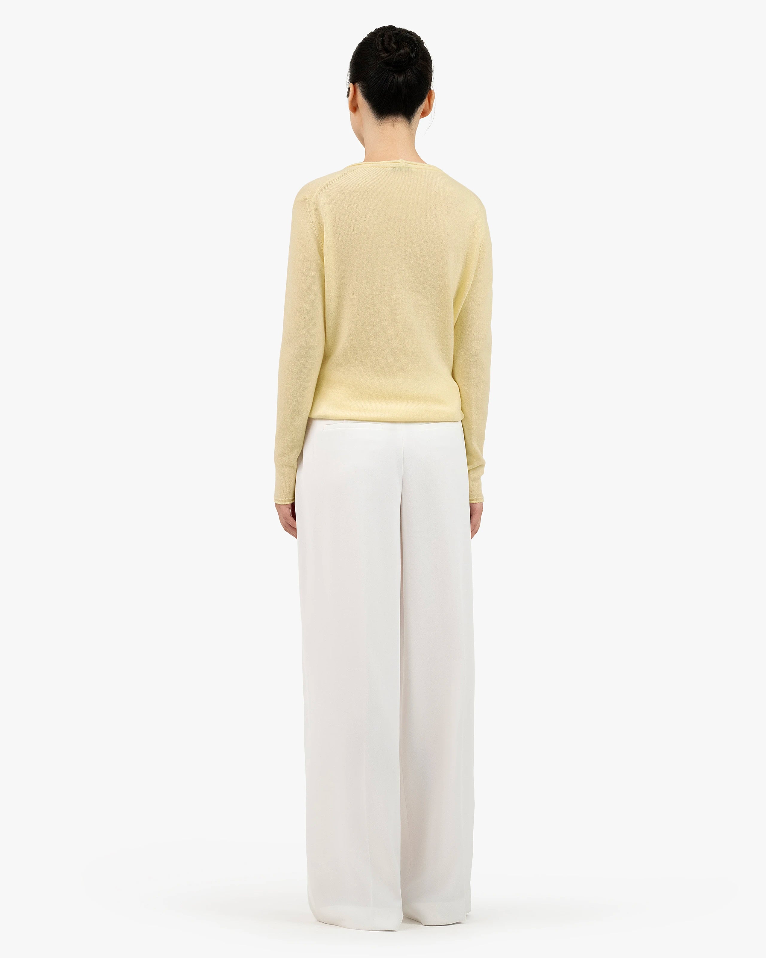 Lightness V-Neck Sweater - Yellow Cashmere