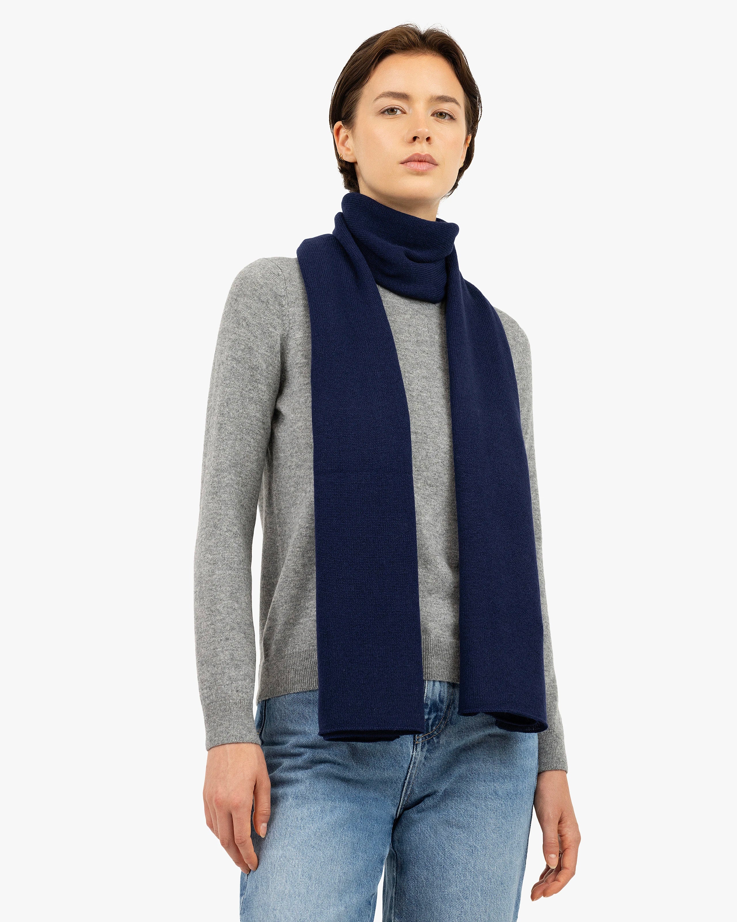 Women's Essential Maxi Scarf - Blue Cashmere