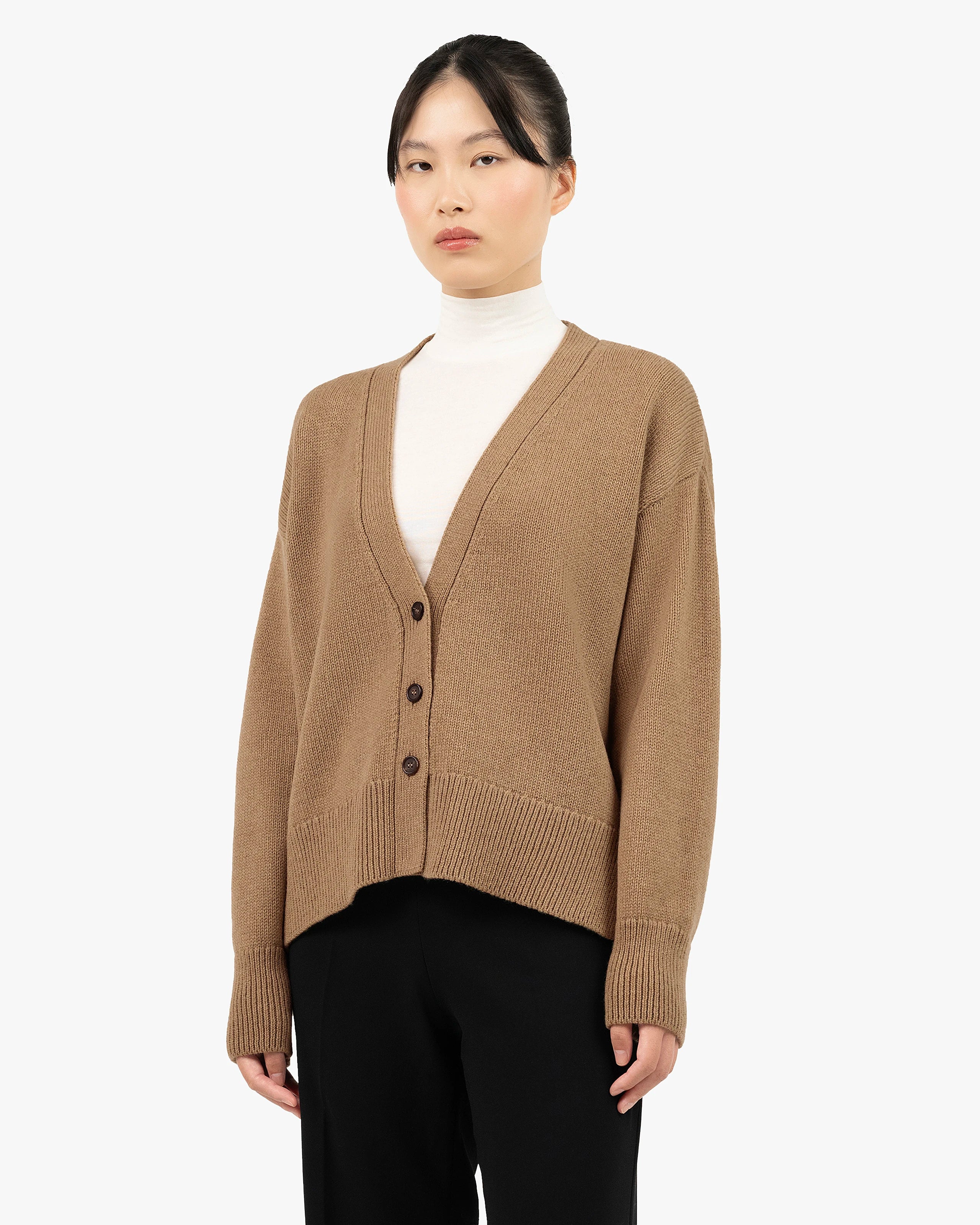 Women's Funes Merino Cardigan - Hazelnut | MaisonCashmere
