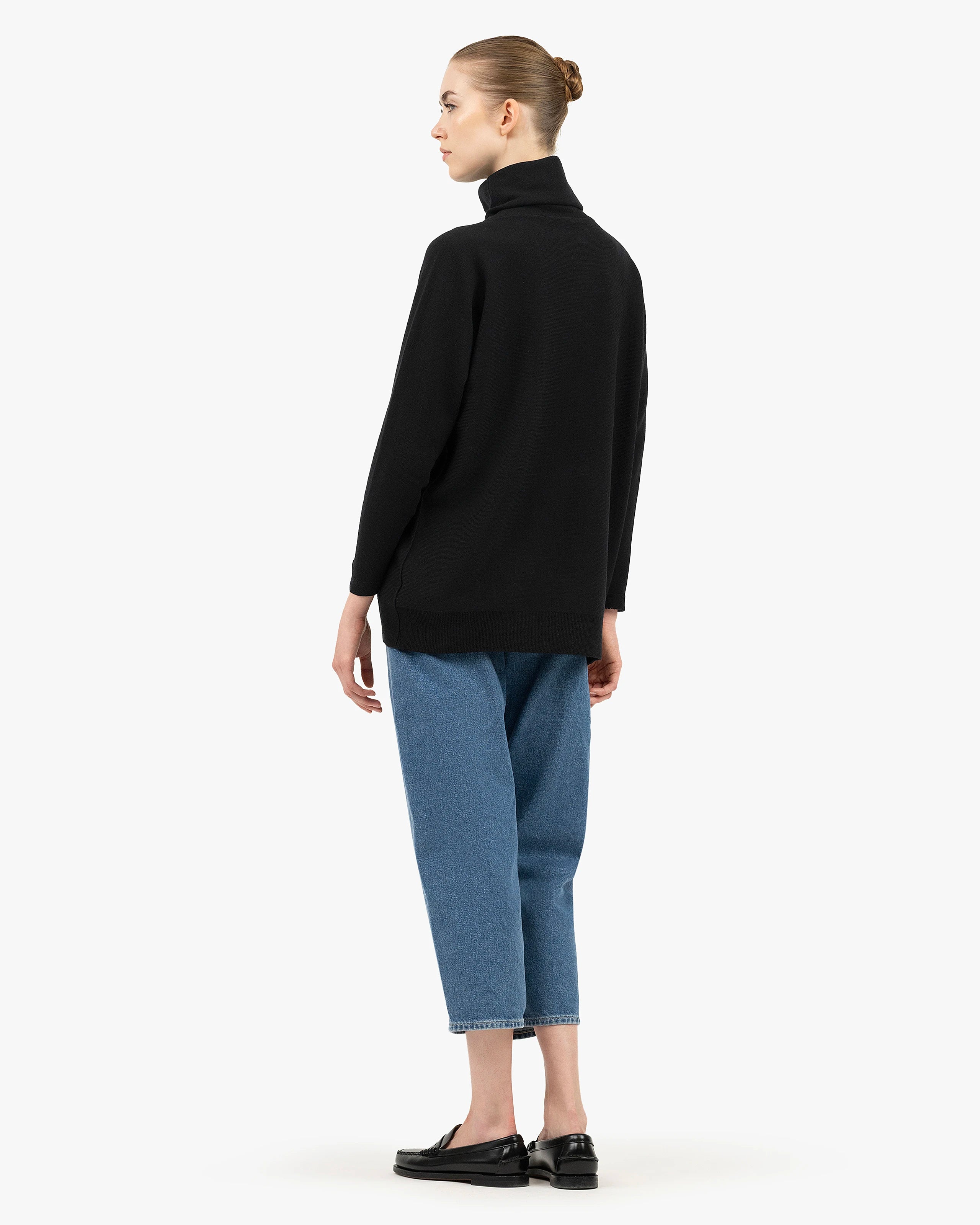 Women's Milford Turtleneck Sweater - Black Merino