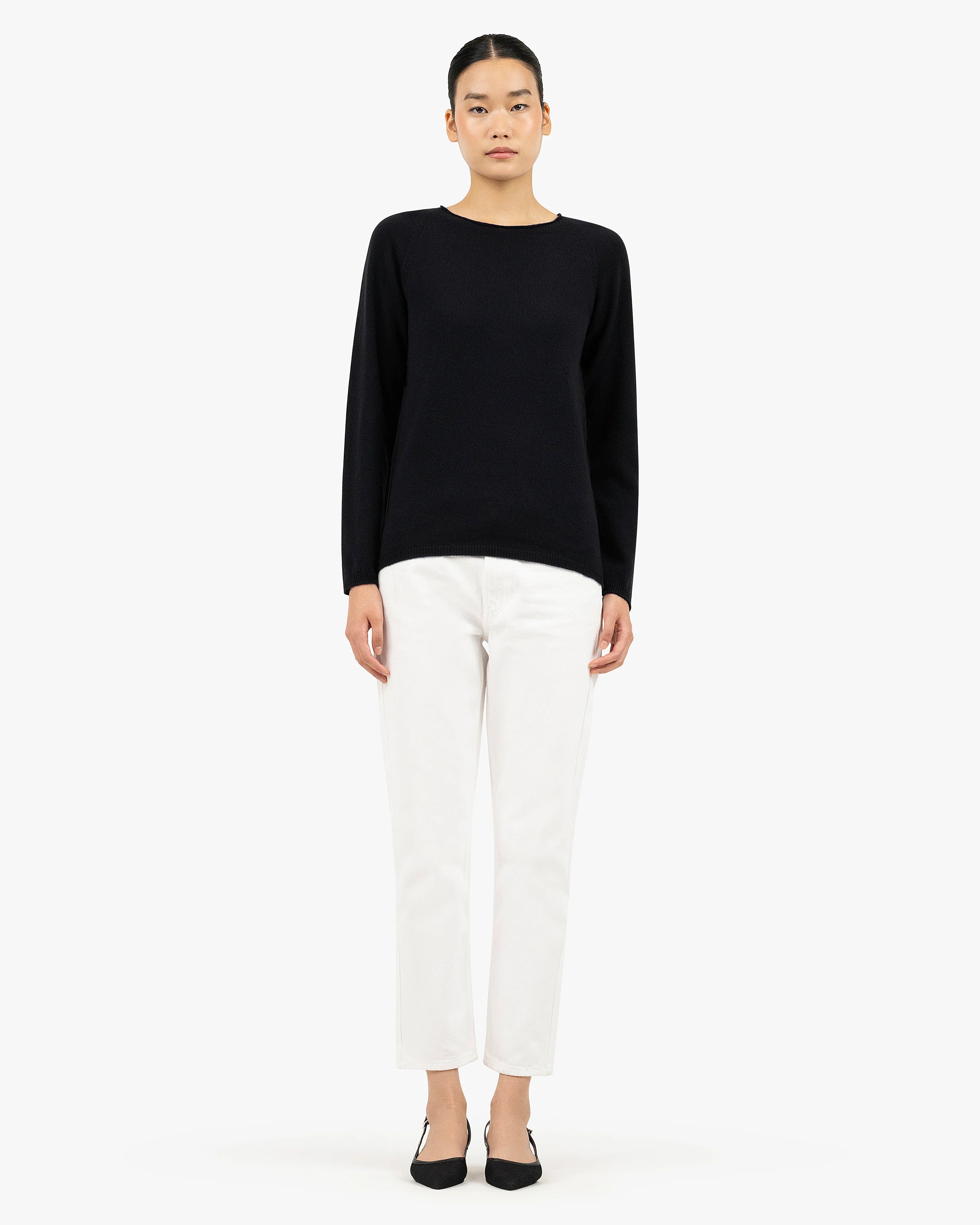 Women's Piuma Crew Neck Sweater - Black Cashmere