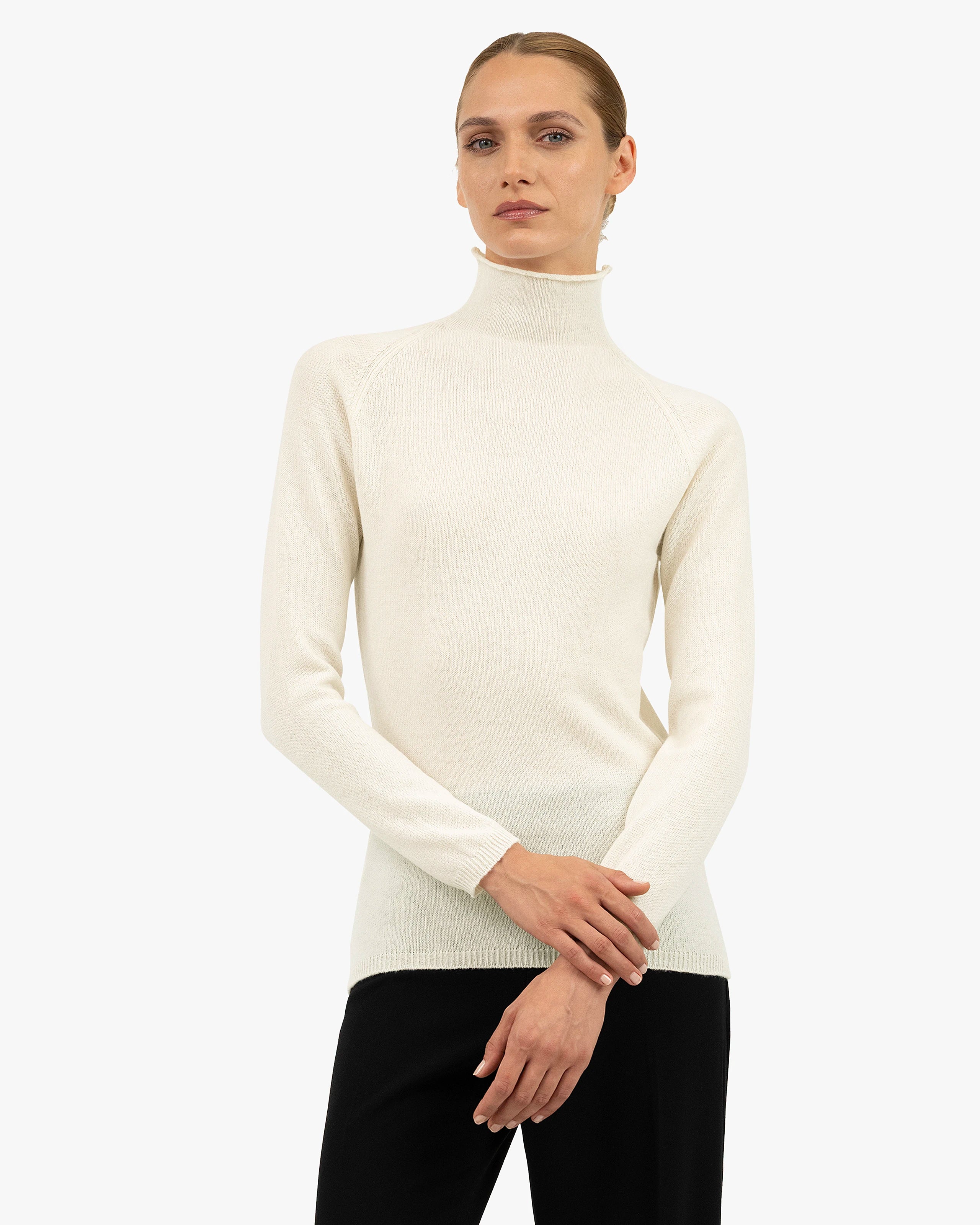 Women's Piuma Cashmere Mock Neck Sweater - White | MaisonCashmere