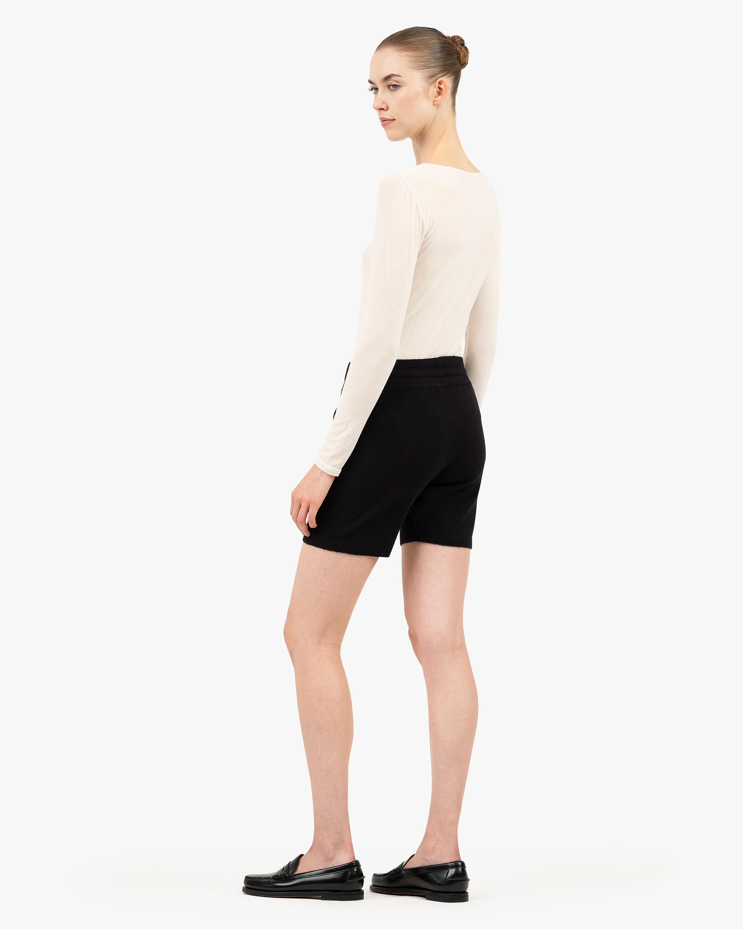 Salò Shorts - Black Cashmere