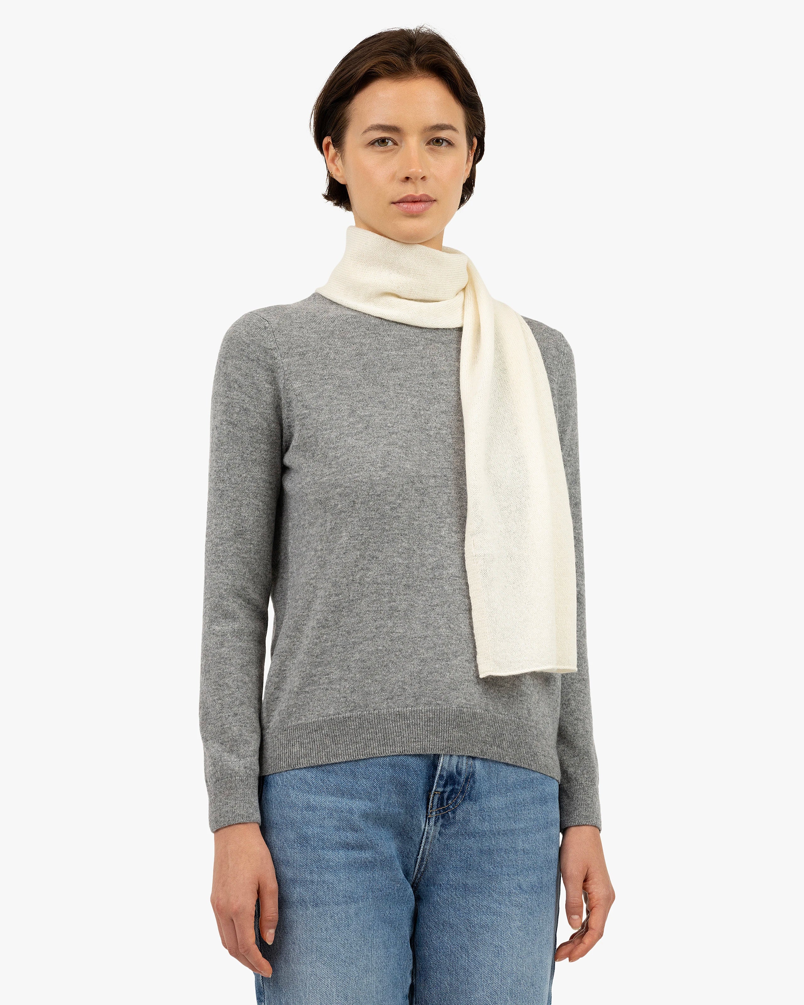 Women's Essential Scarf - White Cashmere