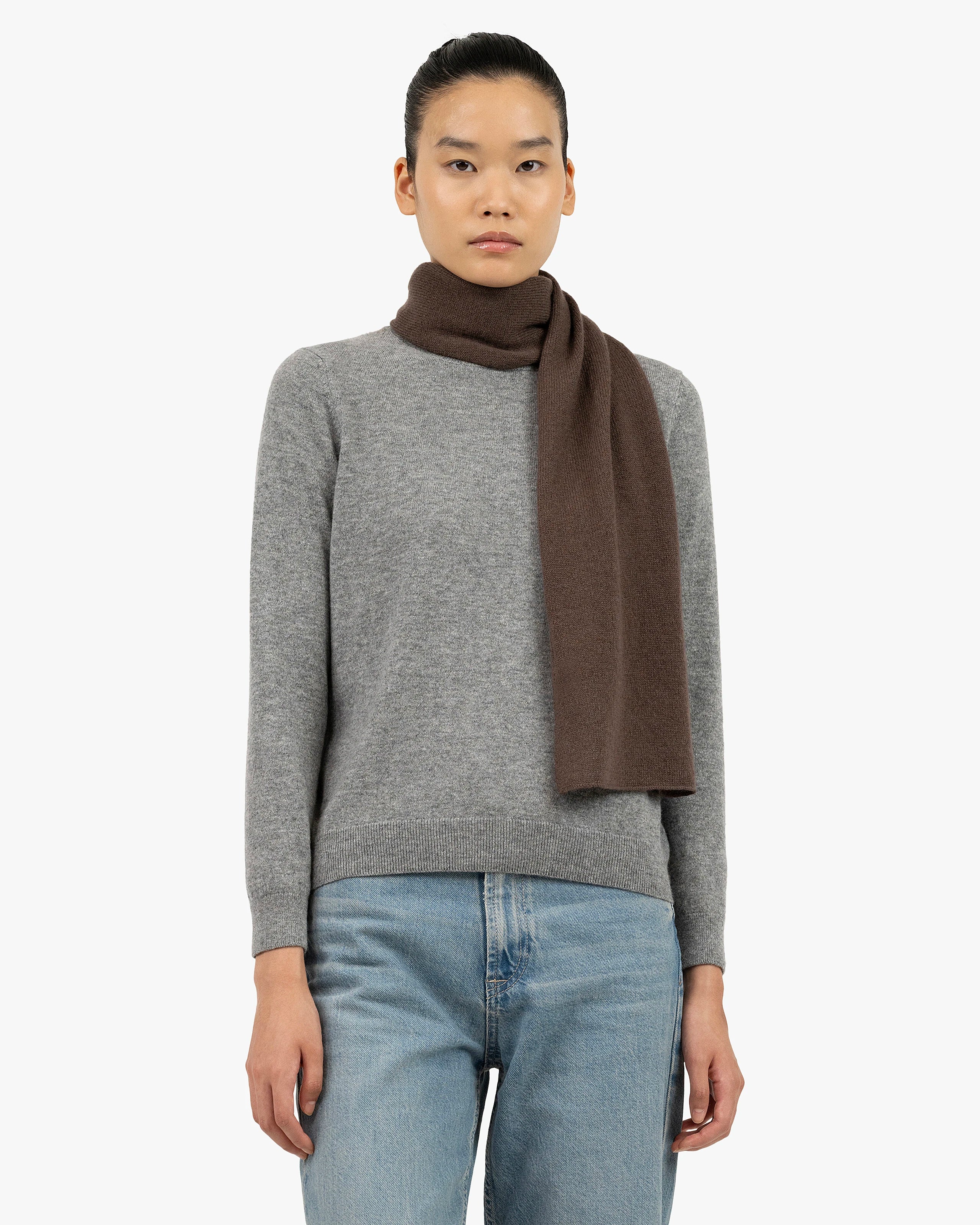 Essential Cashmere Scarf for Women - Brown
