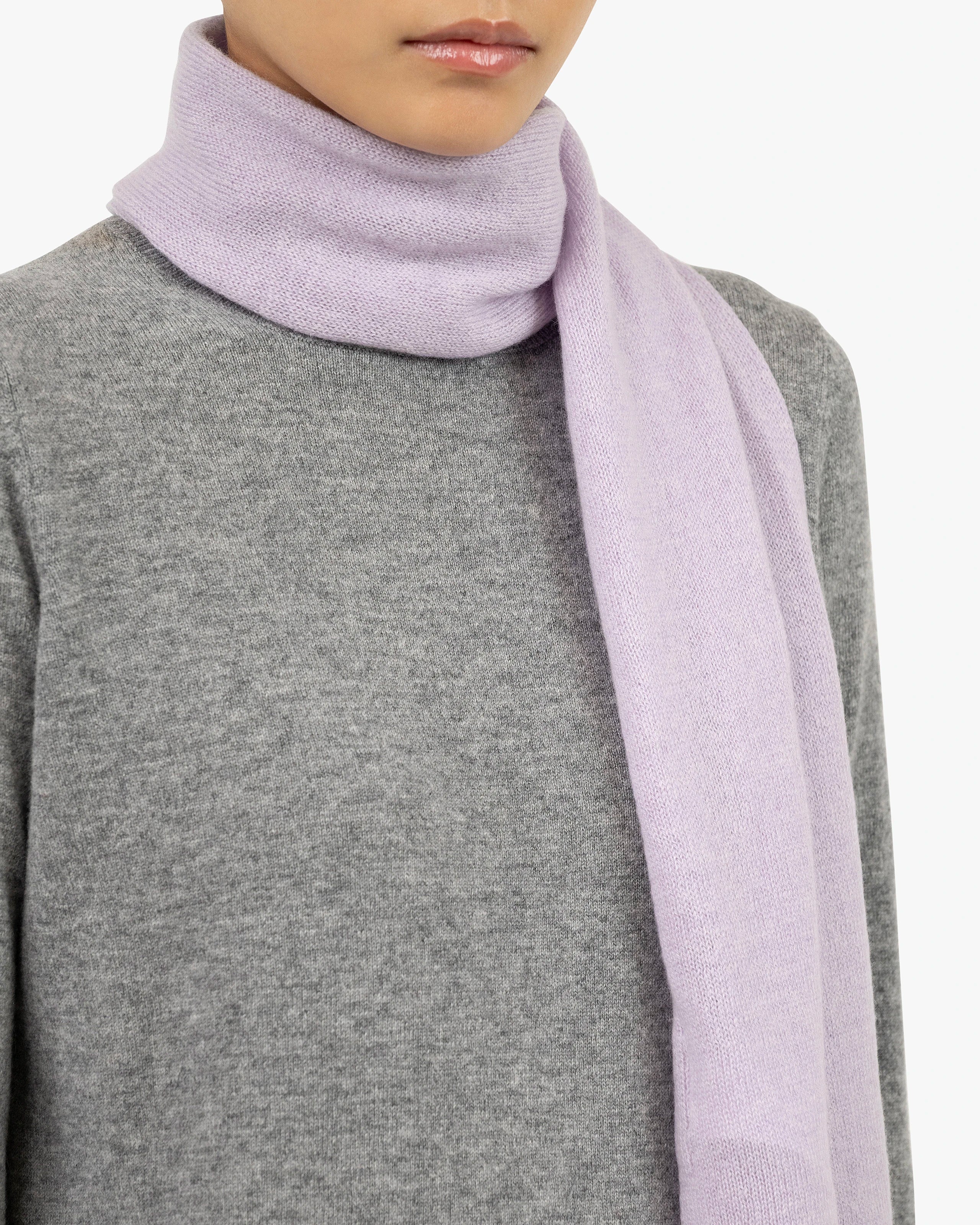 Women's Essential Scarf - Lilac Cashmere
