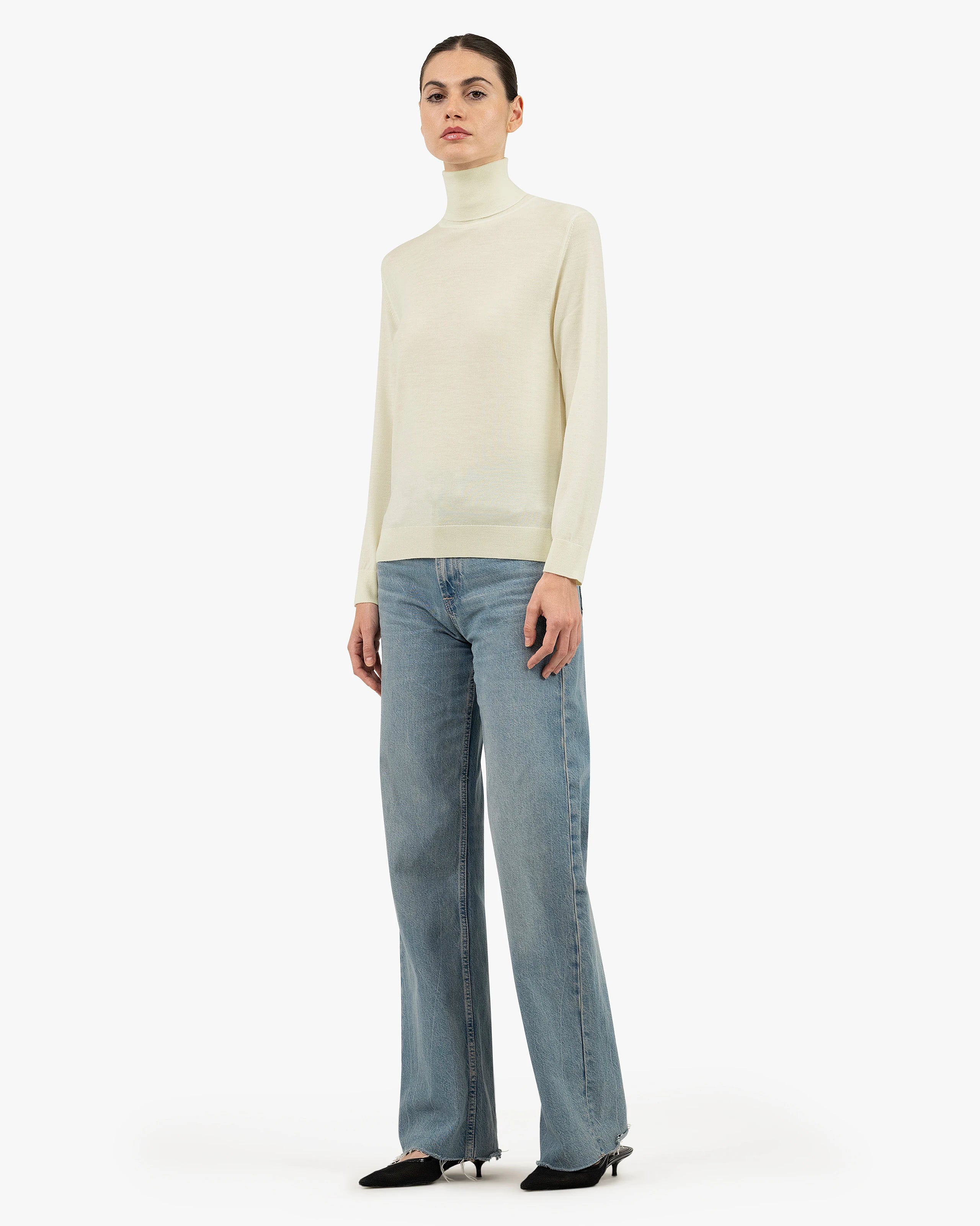 Women's Seraphine Turtleneck Sweater - White Merino Superfine