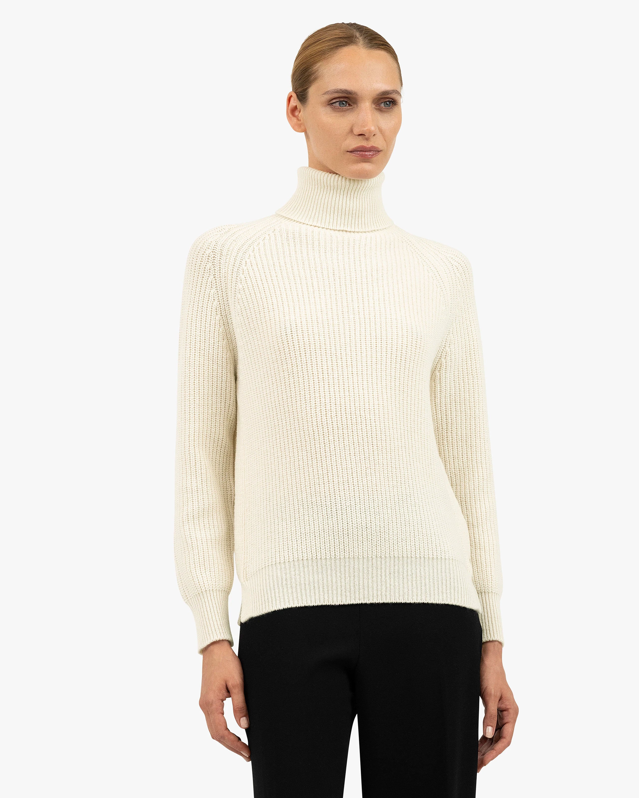 Women's Sorapis Cashmere Turtleneck Sweater - White | MaisonCashmere