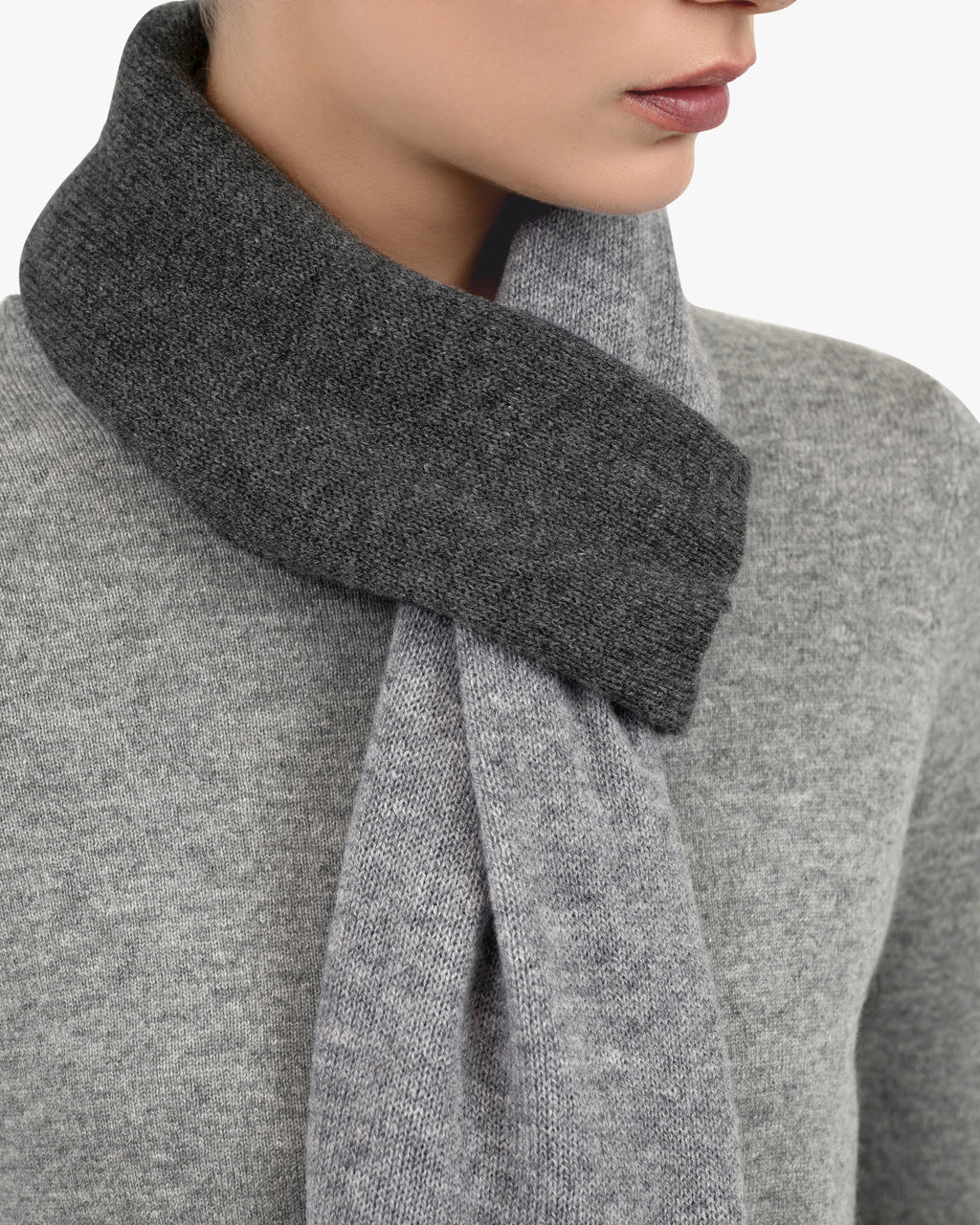 Women's Two-Tone Scarf - Charcoal Cashmere