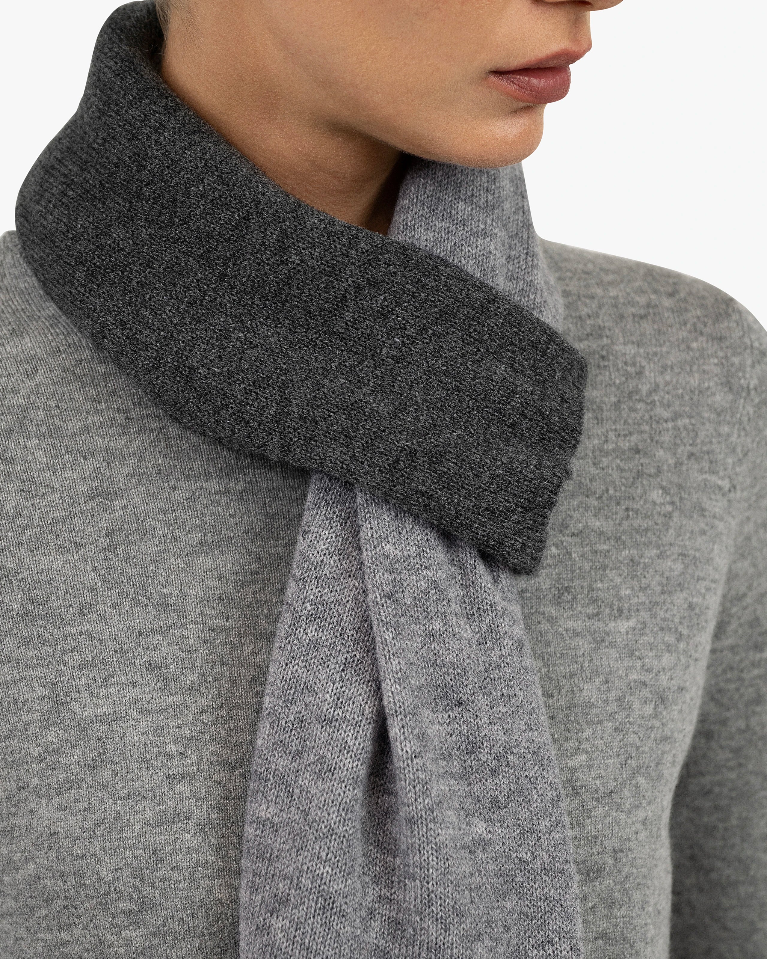 Women's Two-Tone Scarf - Charcoal Cashmere